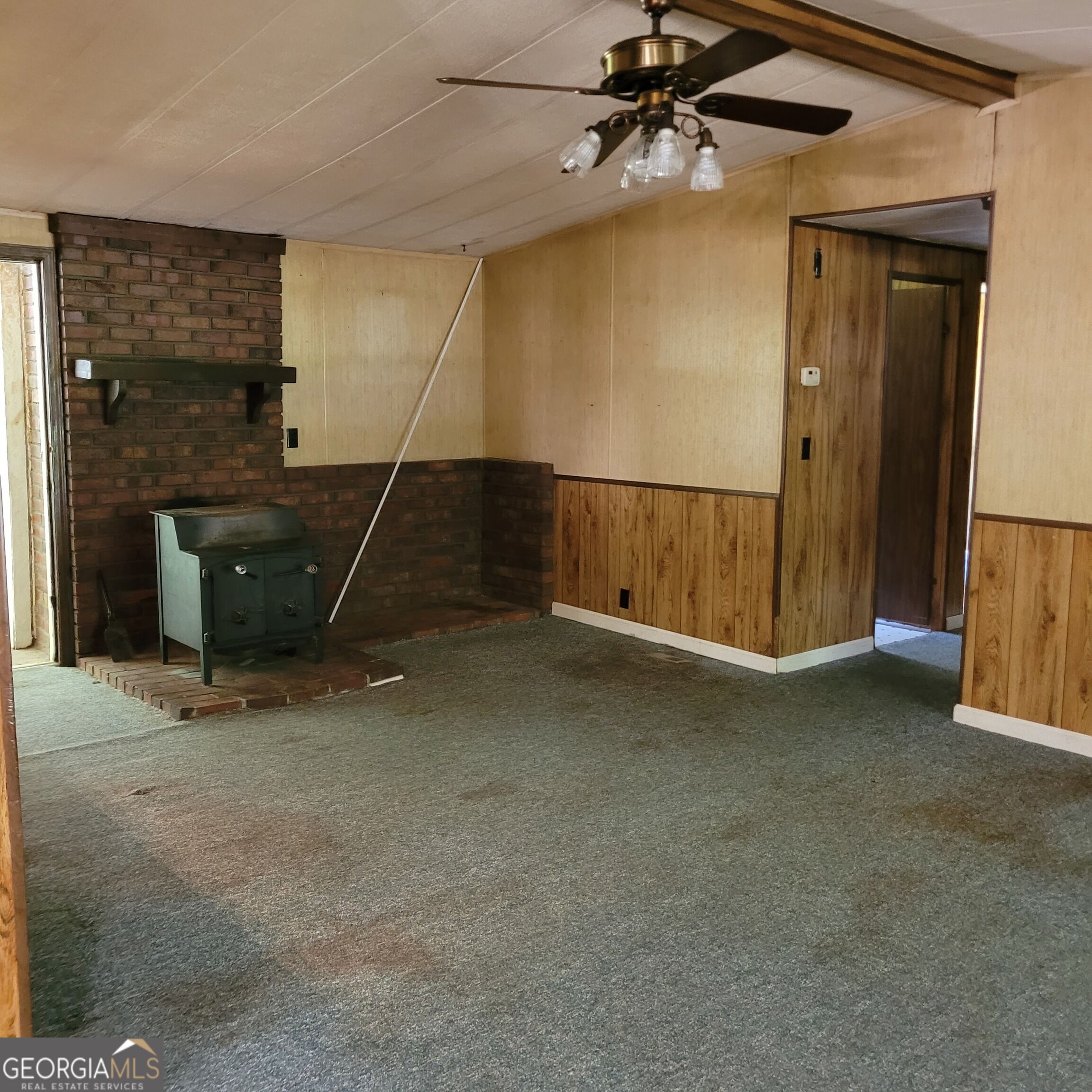 1820 Ridge Road Property Photo 7
