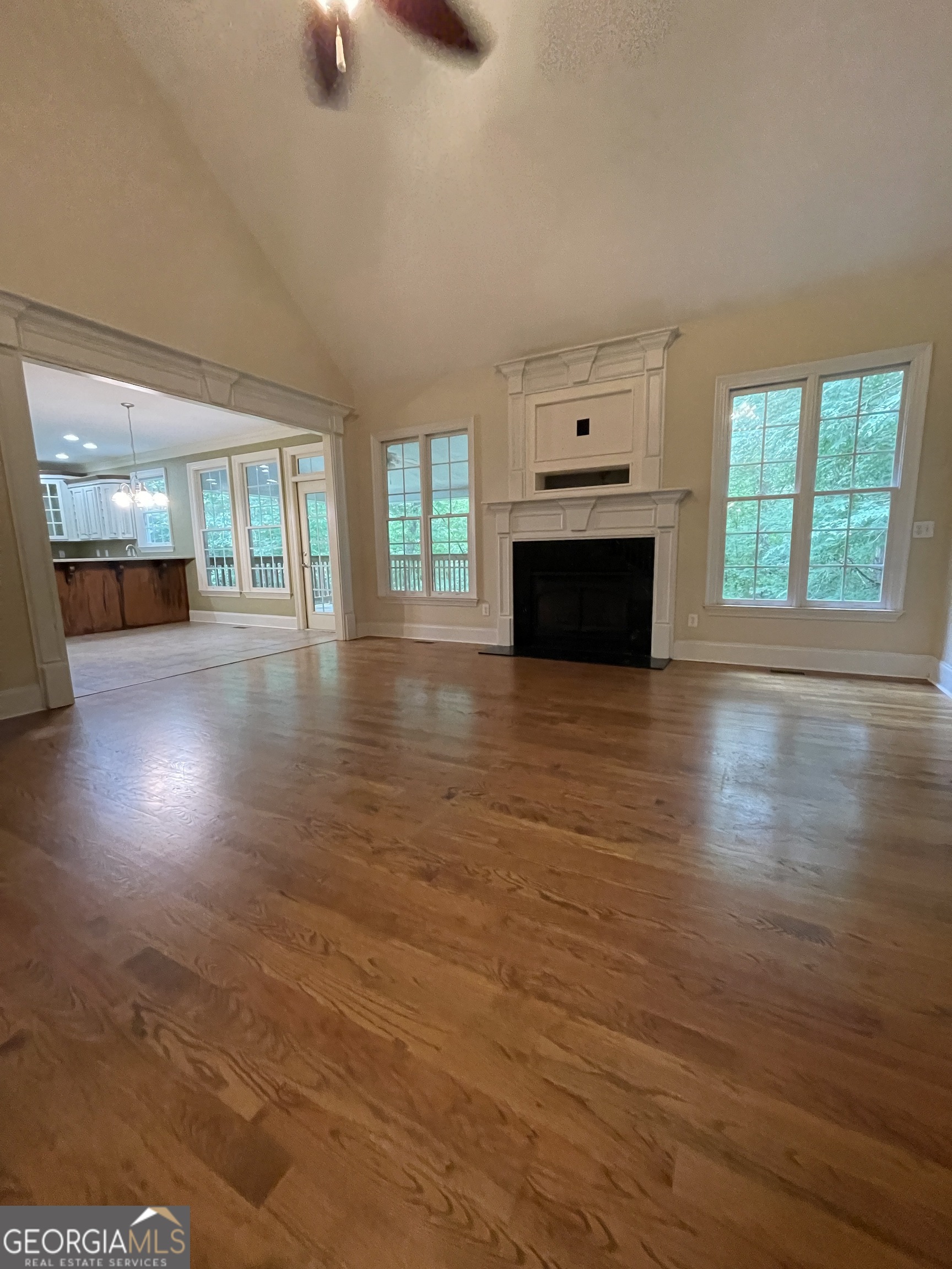 3910 Barnett Shoals Road S Property Photo 6