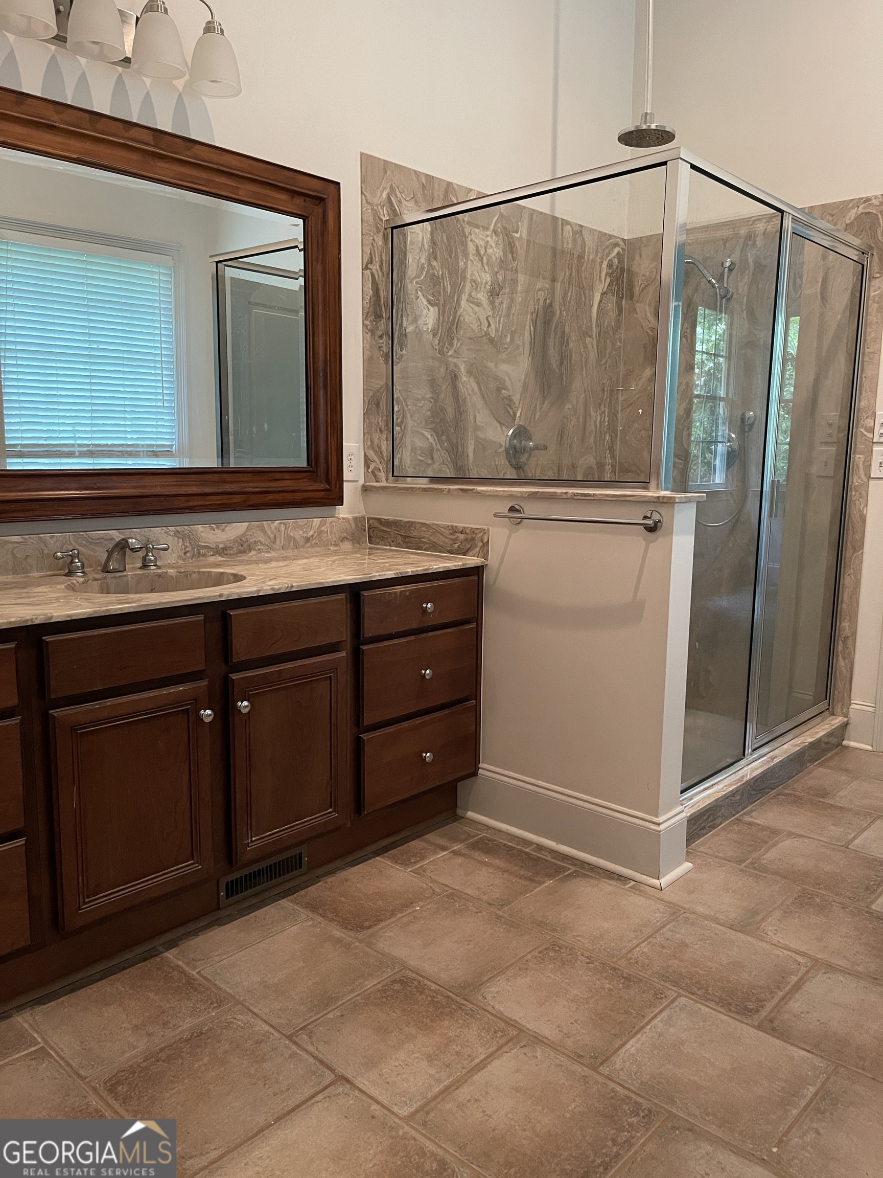 3910 Barnett Shoals Road S Property Photo 20
