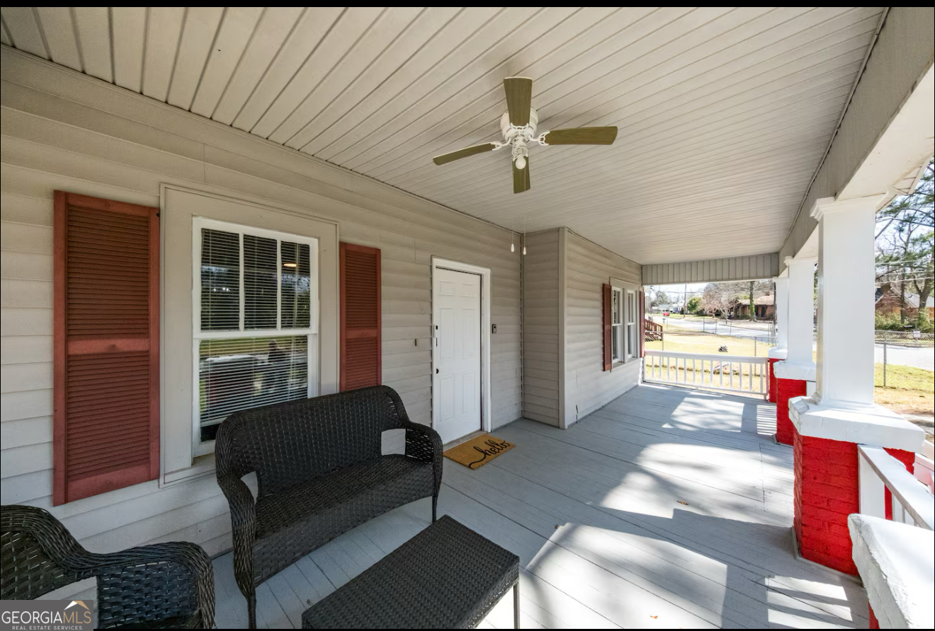 863 Richmond Street Property Photo 3