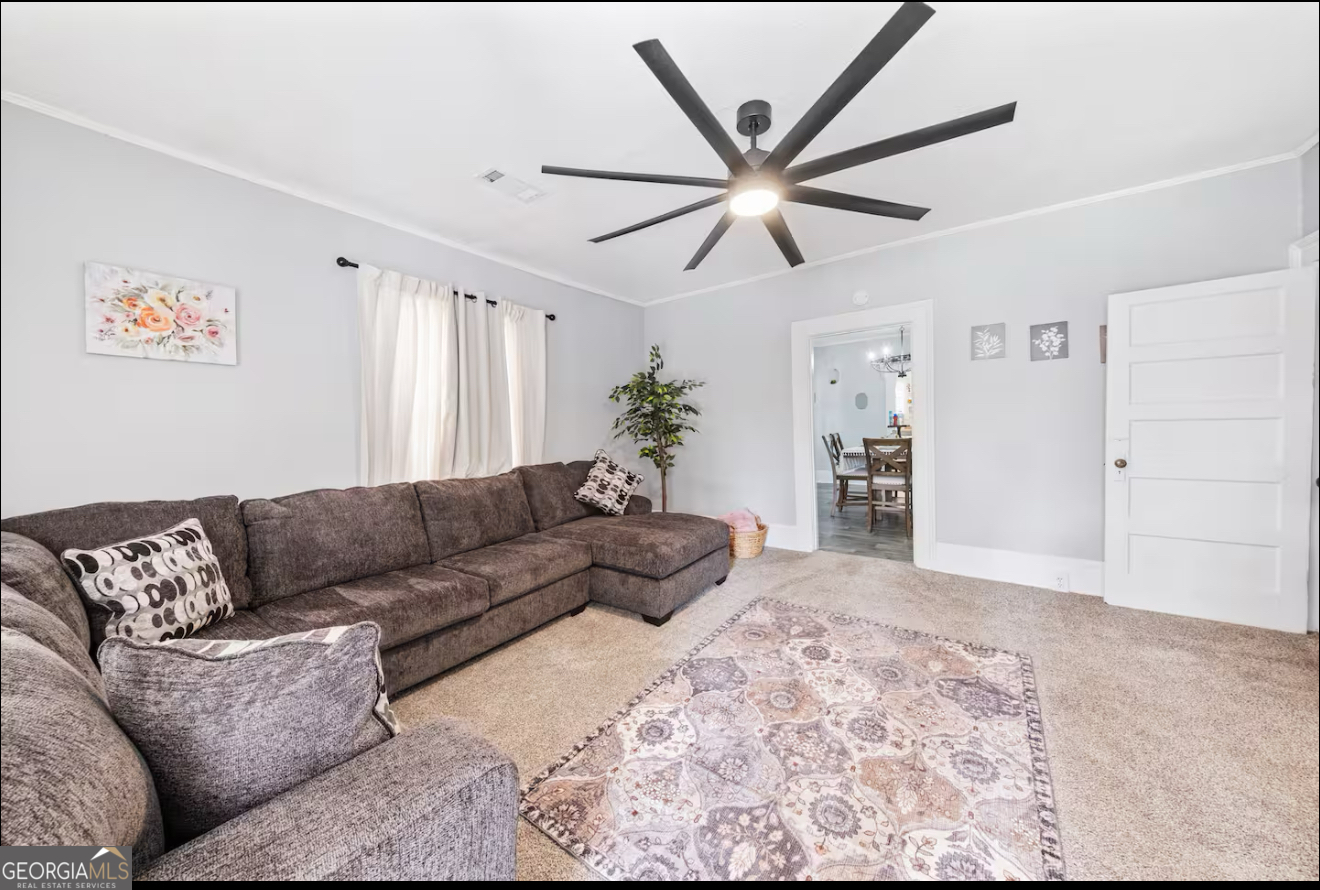 863 Richmond Street Property Photo 5