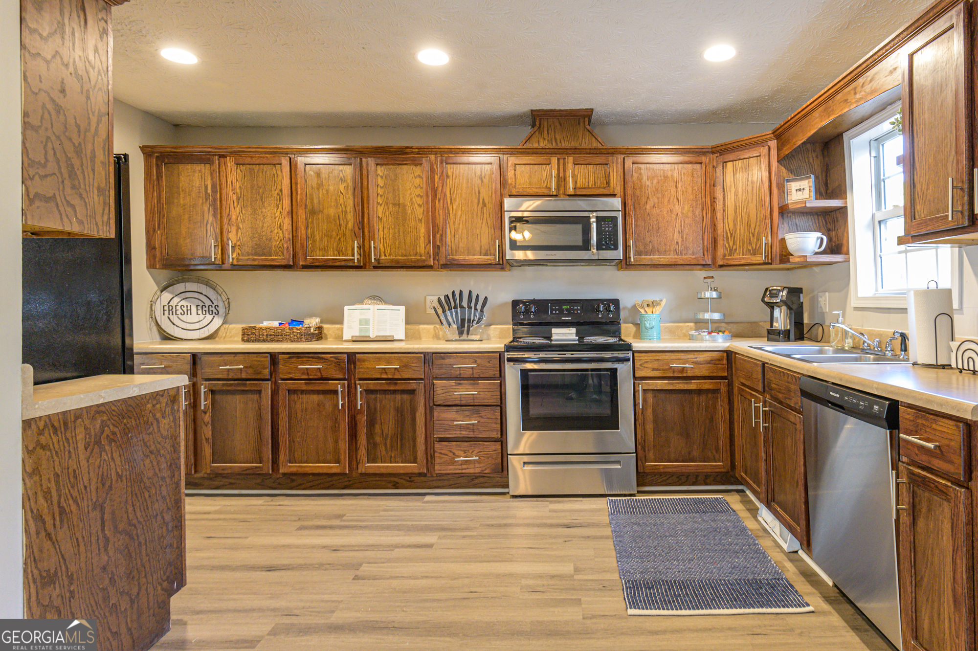196 Etowah Drive Property Photo 10