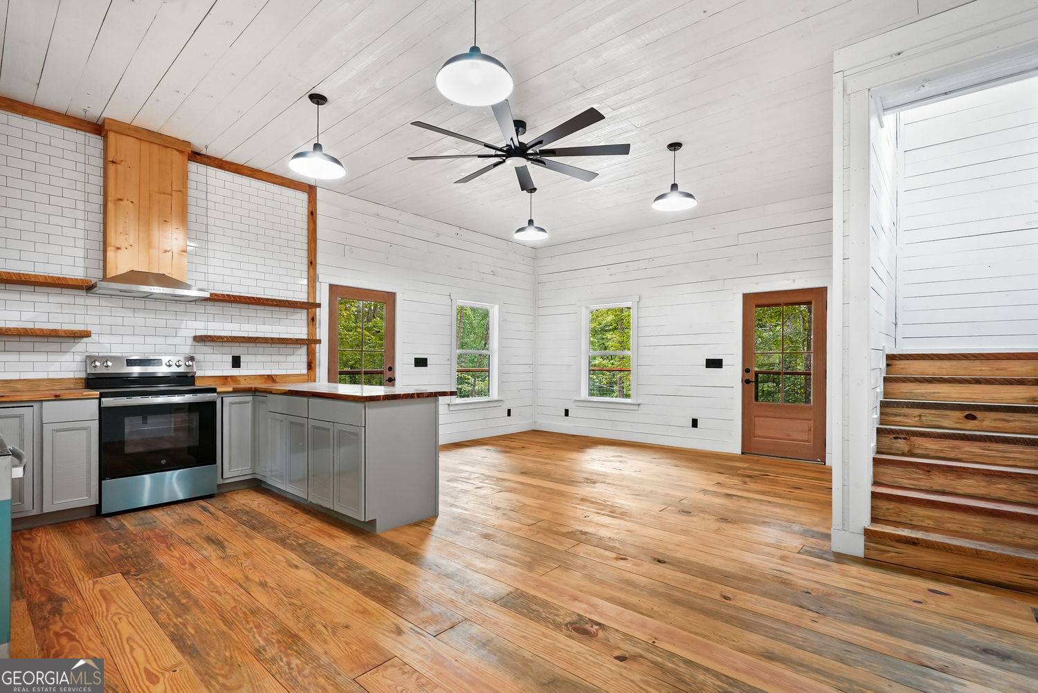129 N Fern Cove Road Property Photo 8