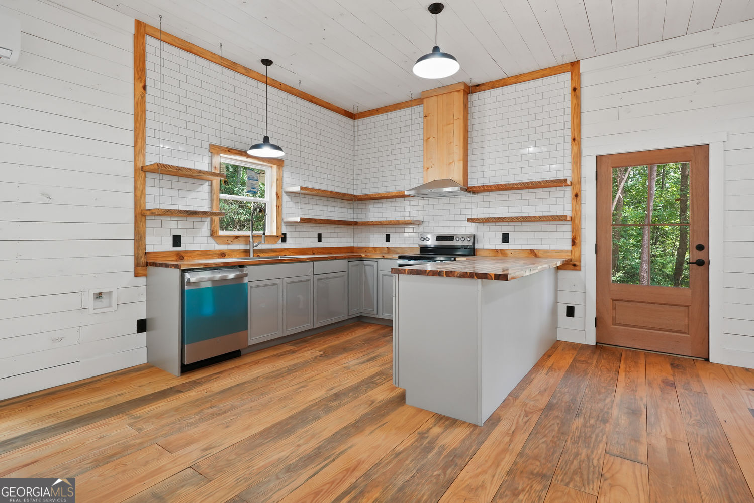 129 N Fern Cove Road Property Photo 11