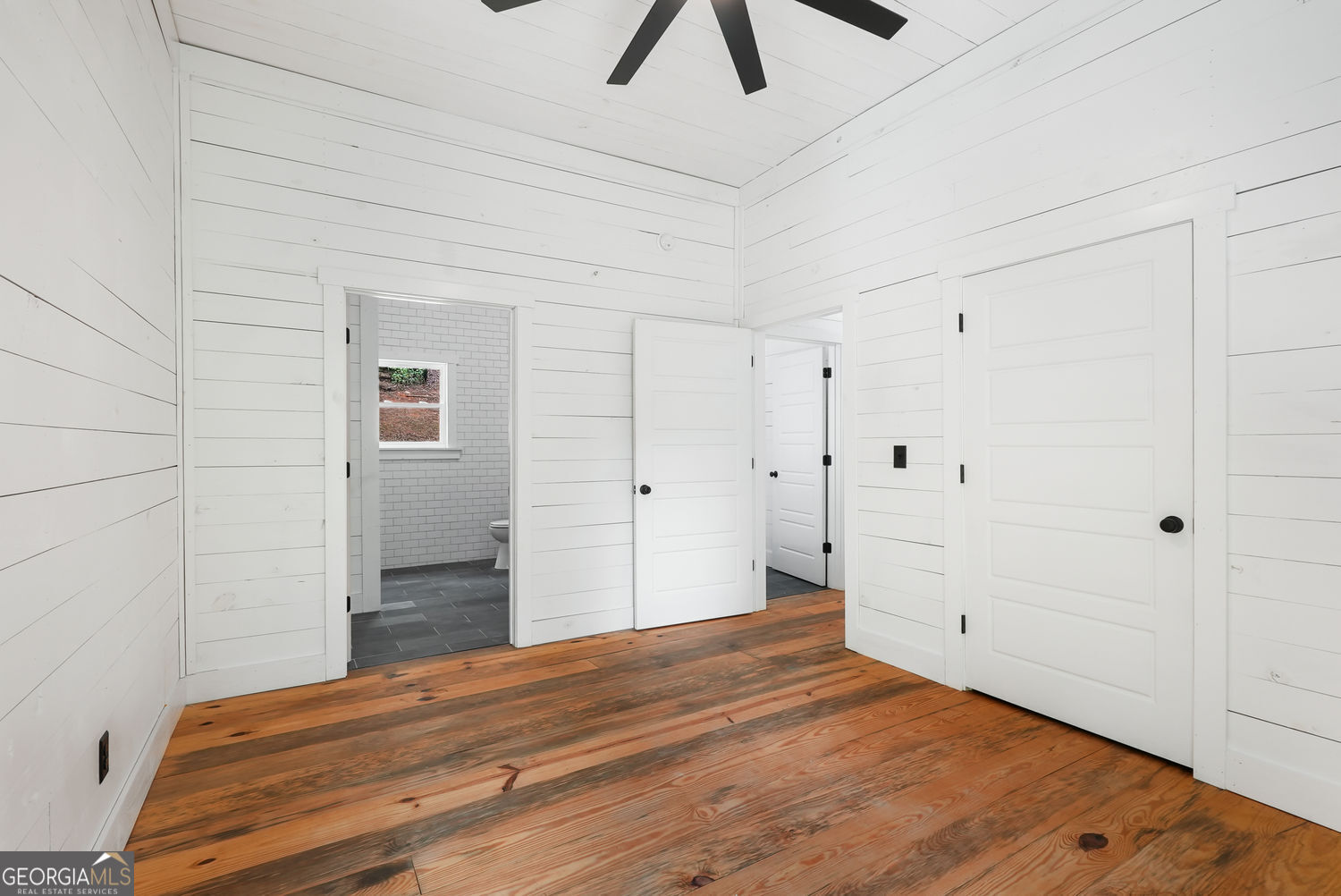 129 N Fern Cove Road Property Photo 17