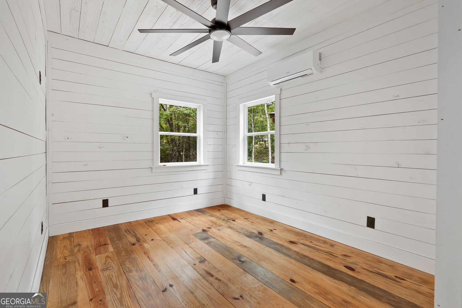 129 N Fern Cove Road Property Photo 22