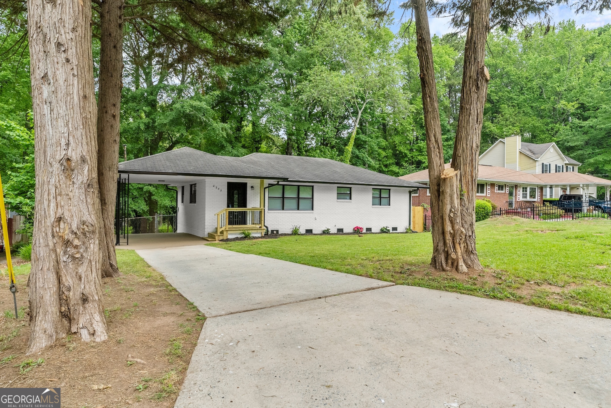 2253 Bonnybrook Way Sw Property Photo 1