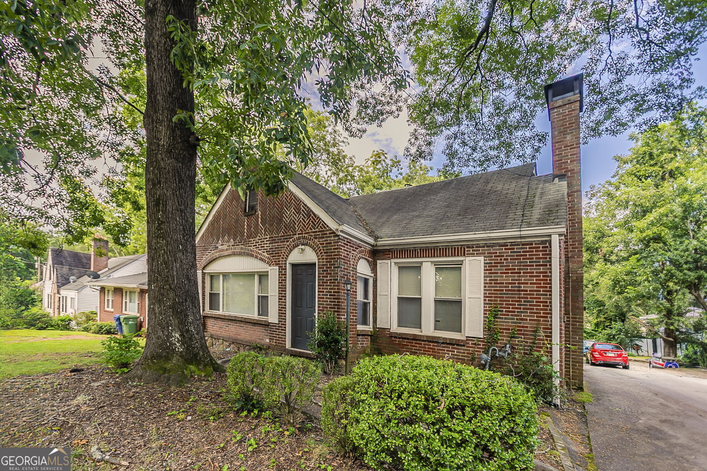 1807 Sylvan Road Sw Property Photo 3