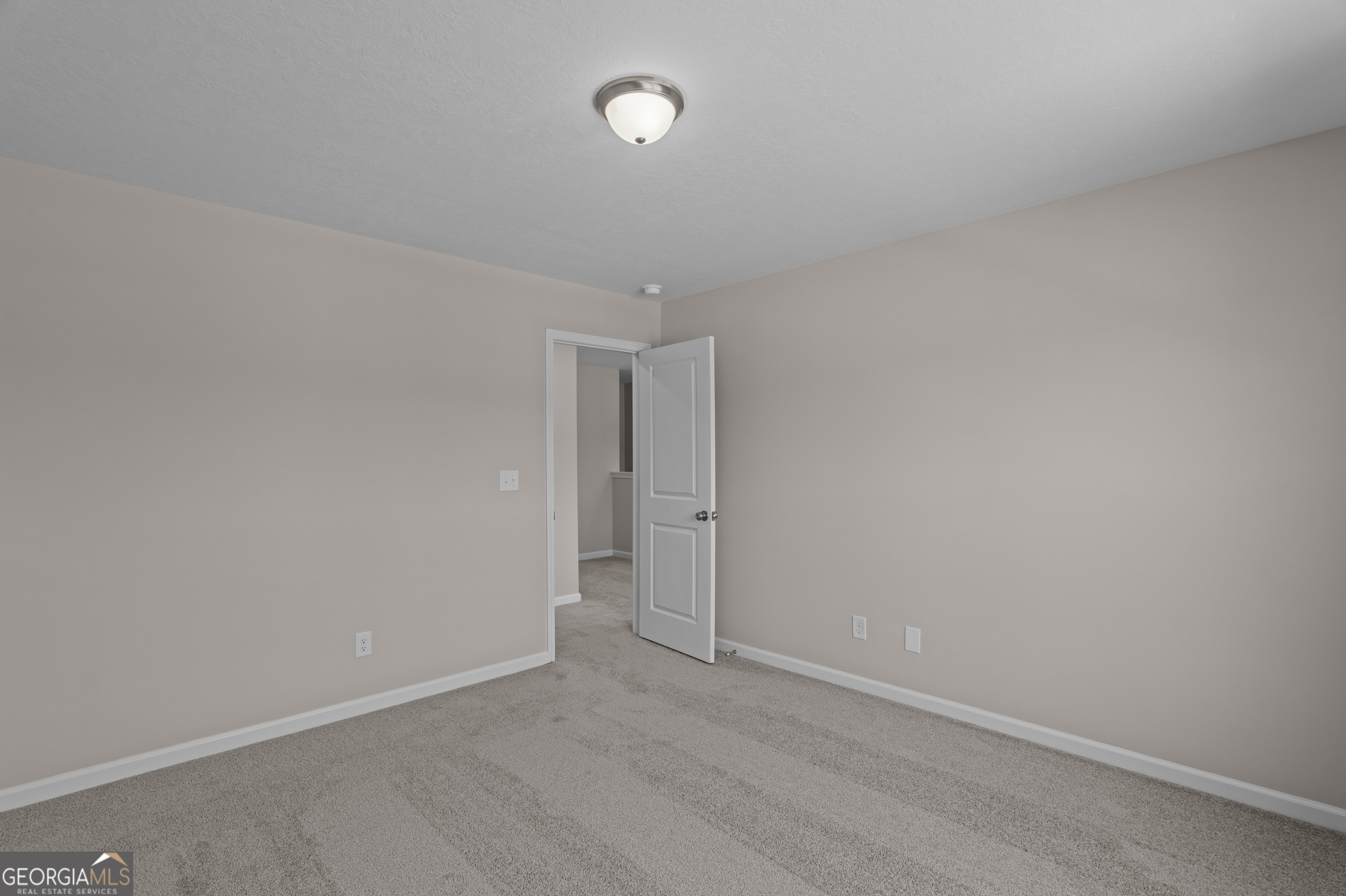 214 Dublin Loop Property Photo 24