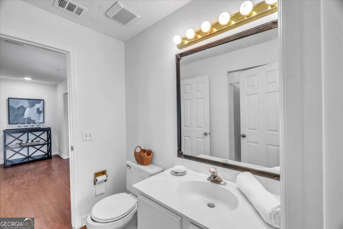 3005 River Drive # 302 Property Photo 24