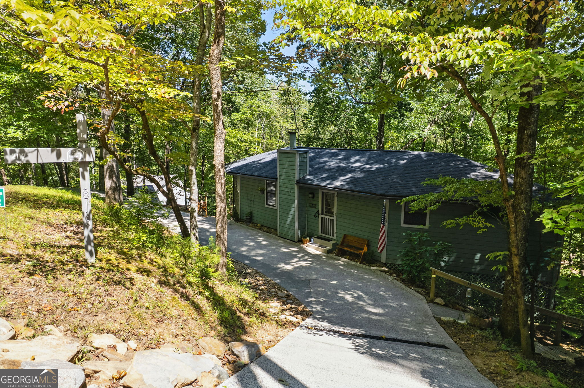 816 Mulligan Way Property Photo 4