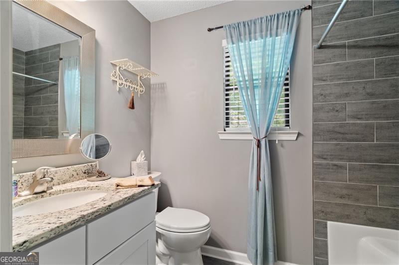 816 Mulligan Way Property Photo 16