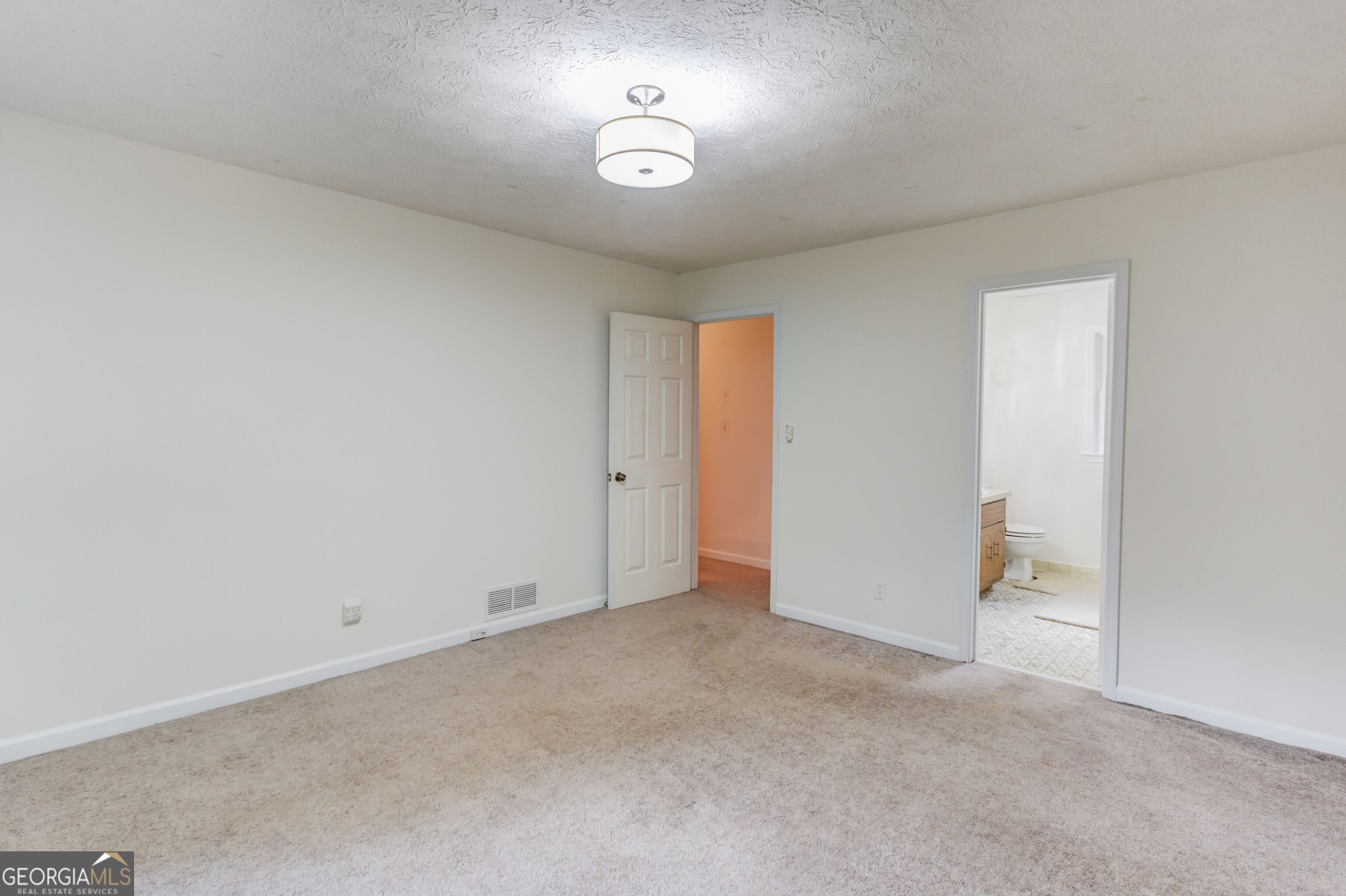 5104 Onawa Court Sw Property Photo 32