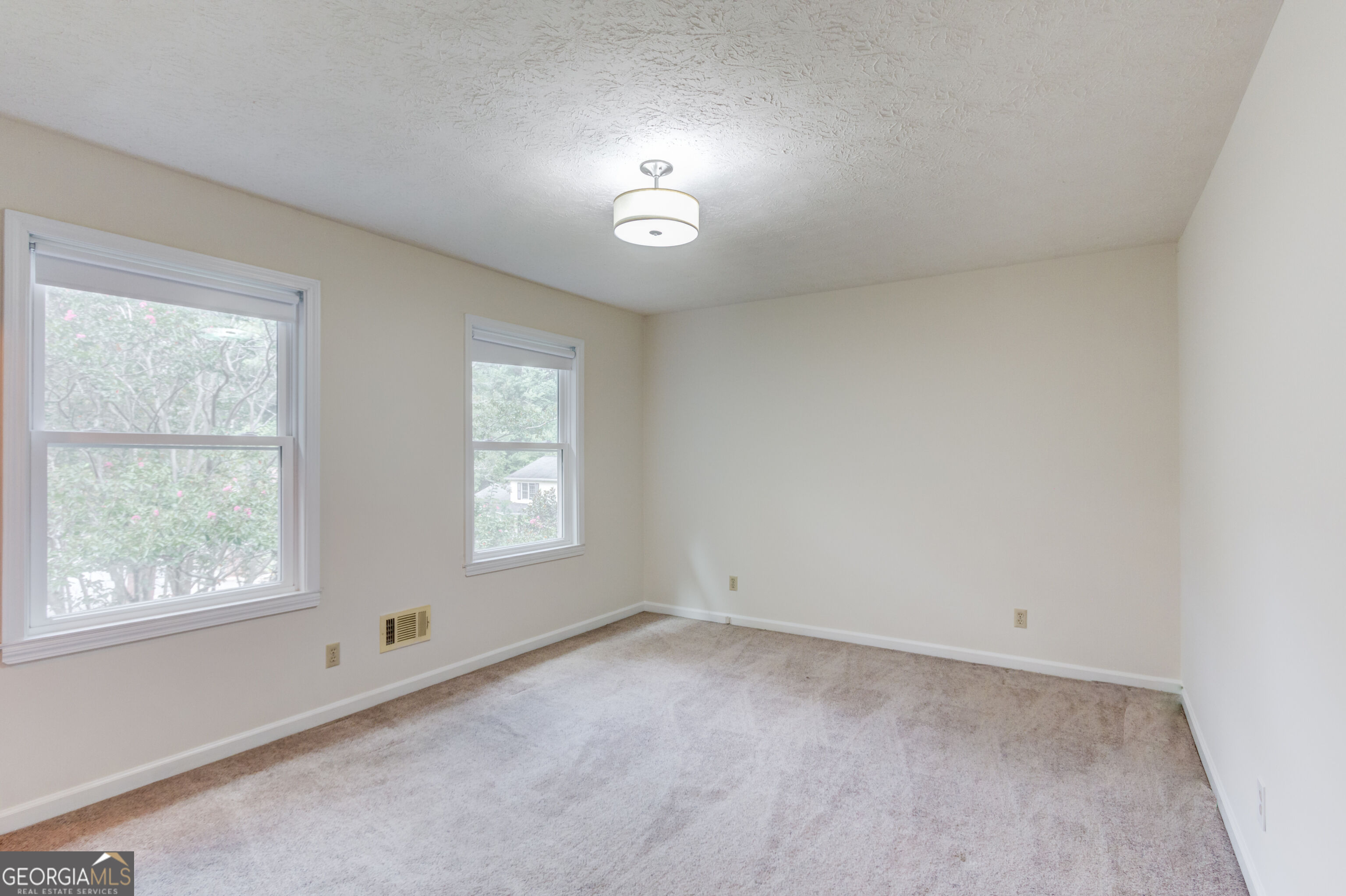 5104 Onawa Court Sw Property Photo 37