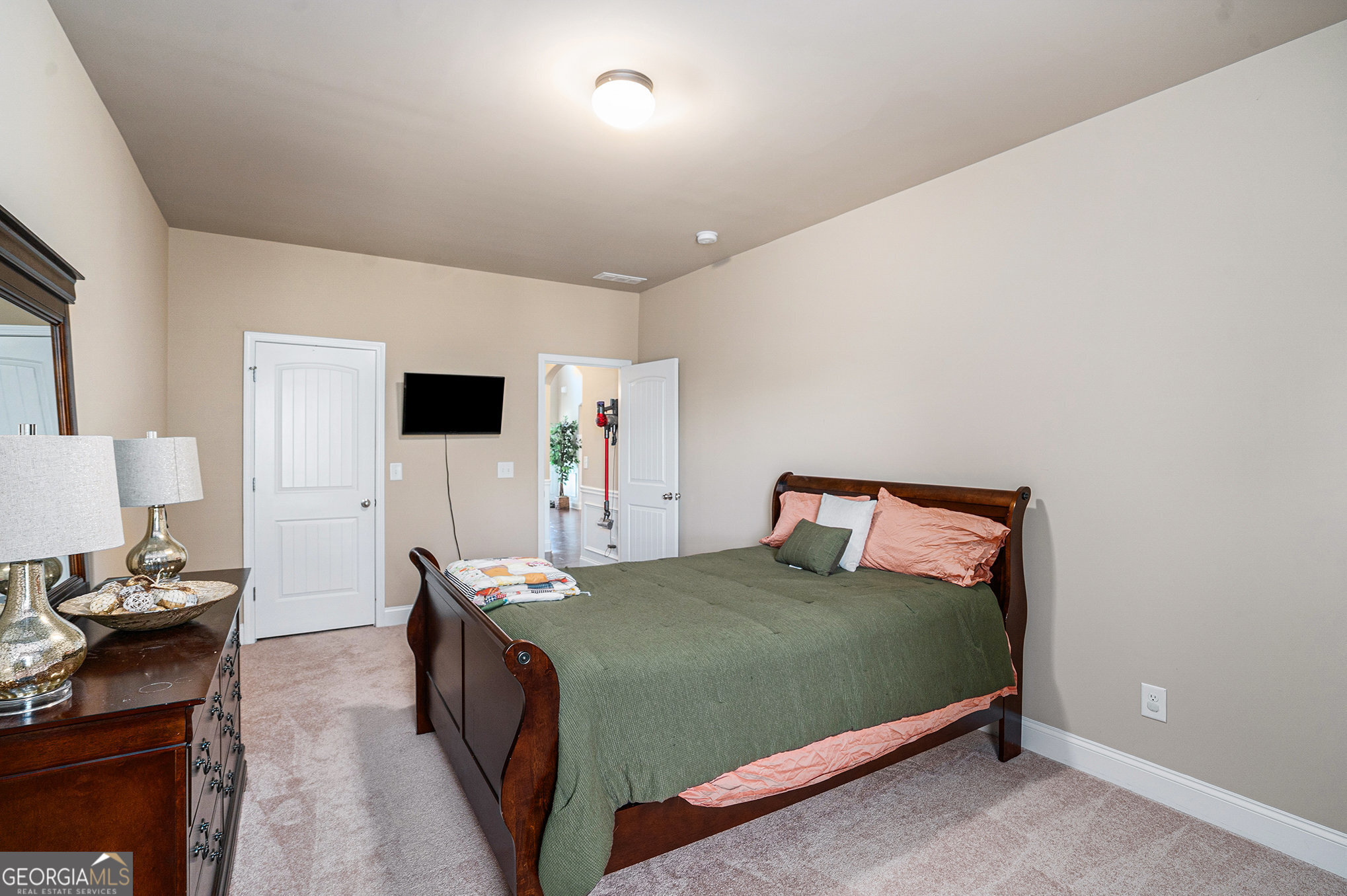 3780 Lake Haven Way Property Photo 16