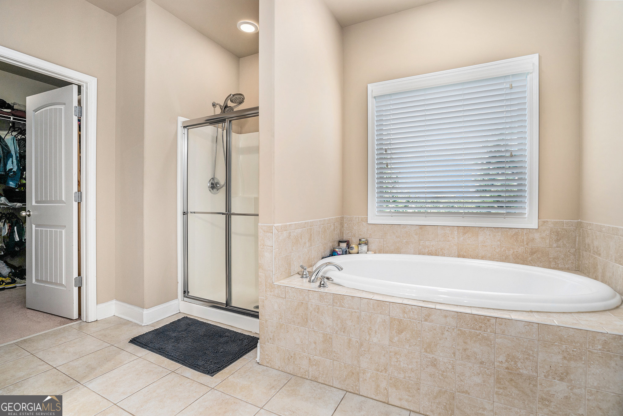 3780 Lake Haven Way Property Photo 28