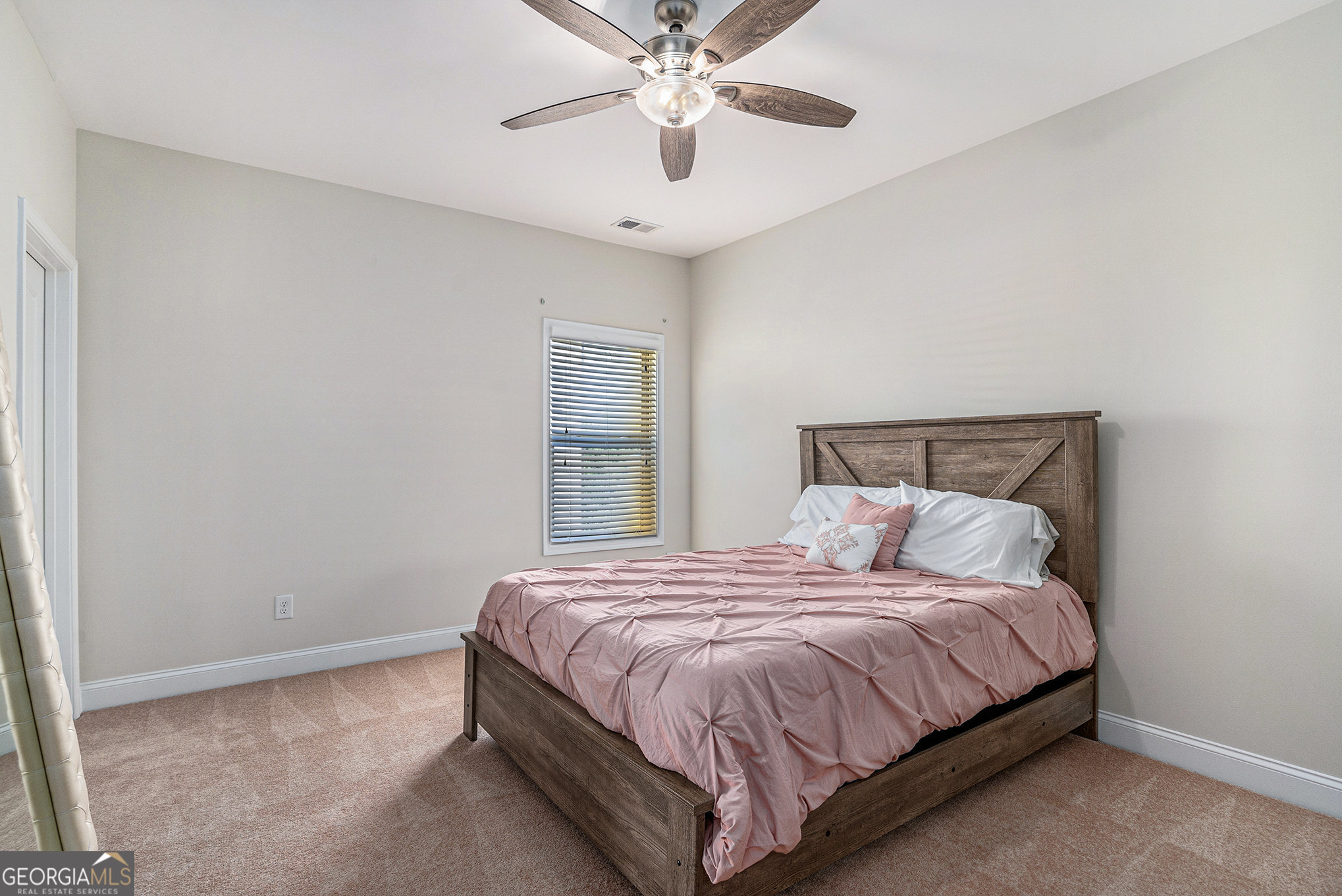3780 Lake Haven Way Property Photo 31