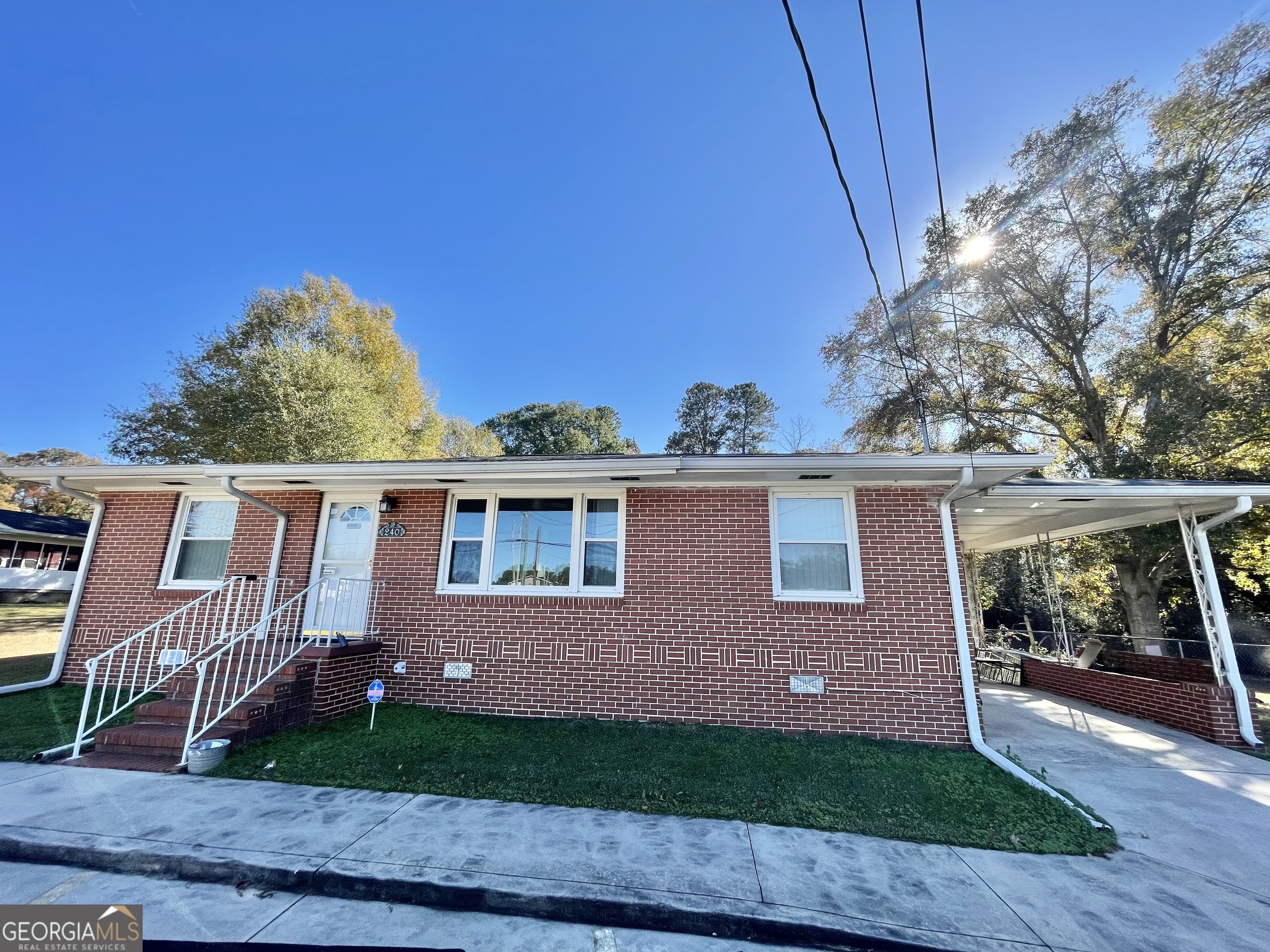 240 Airport Road Property Photo 5