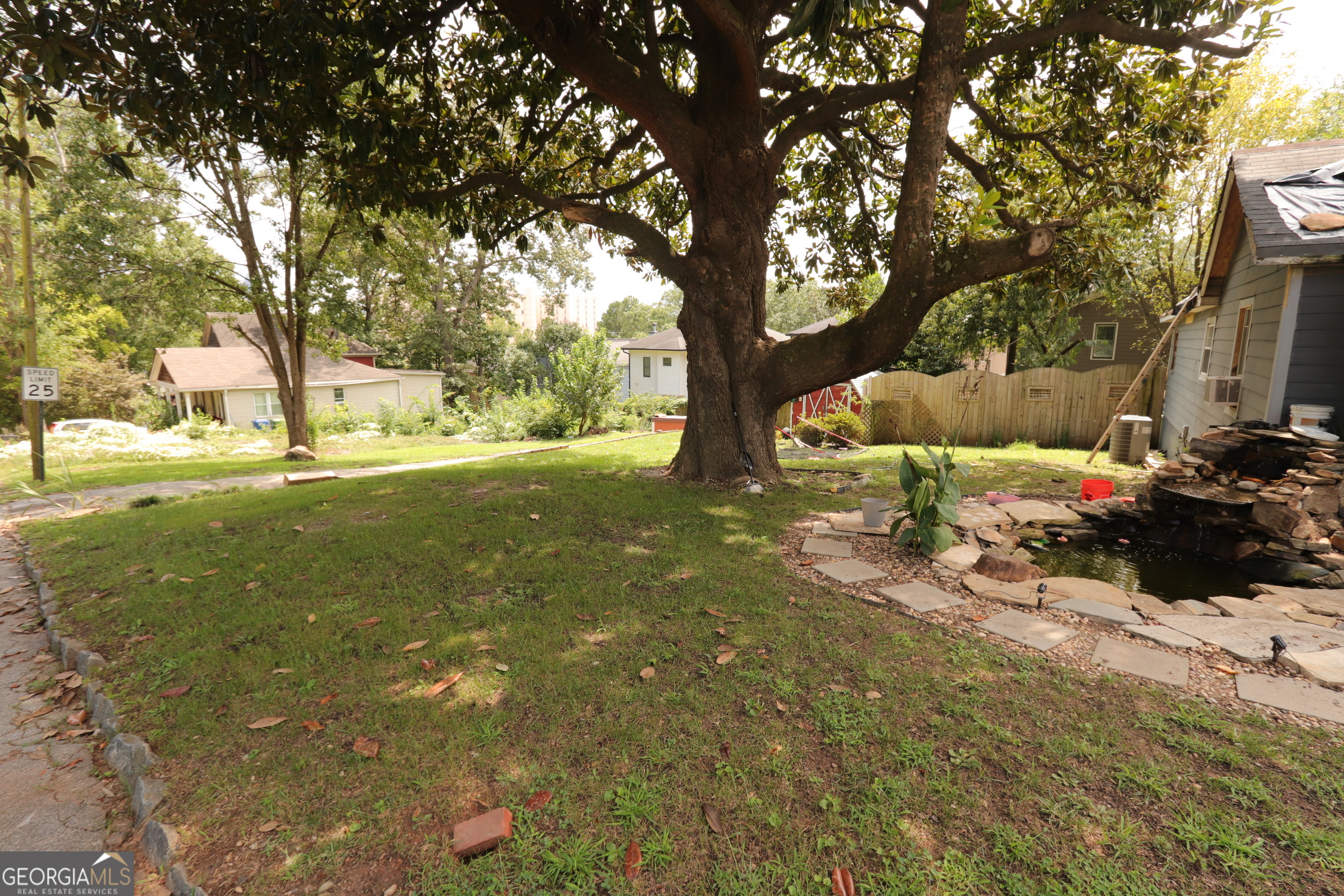 1194 Warfield Street Nw Property Photo 4