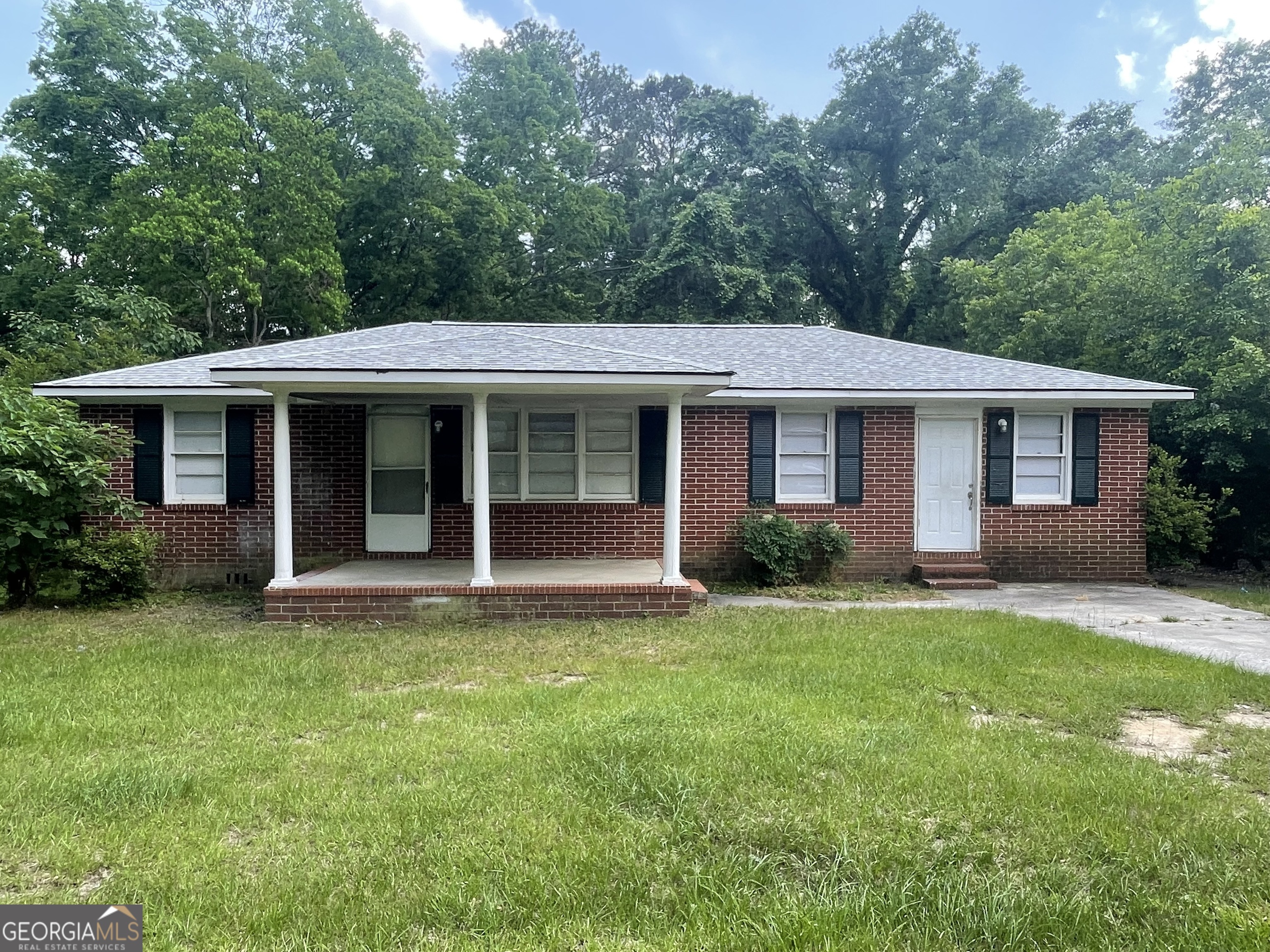3242 Toole Drive Property Photo 1