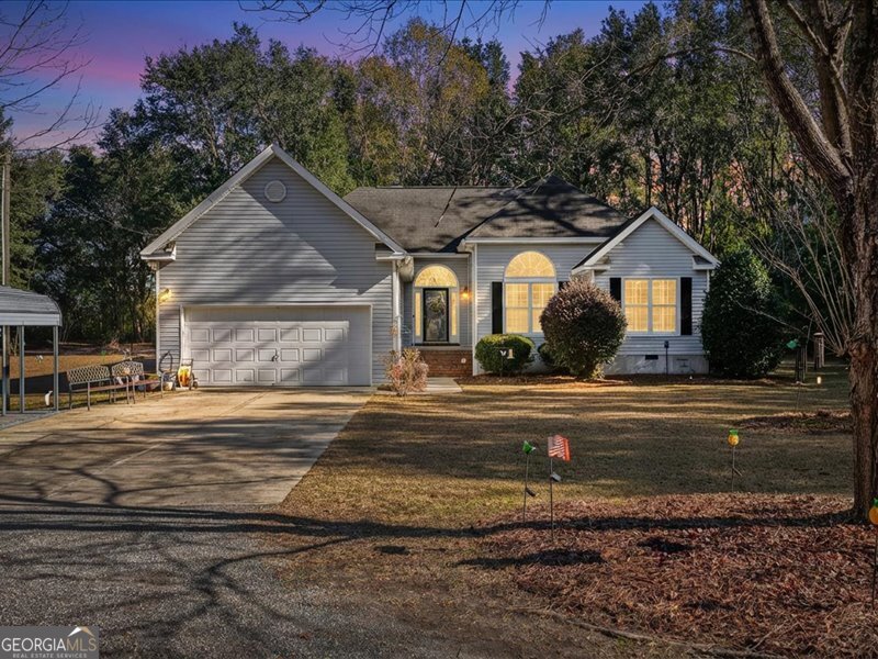 1508 Liberty Expressway Se Property Photo 1