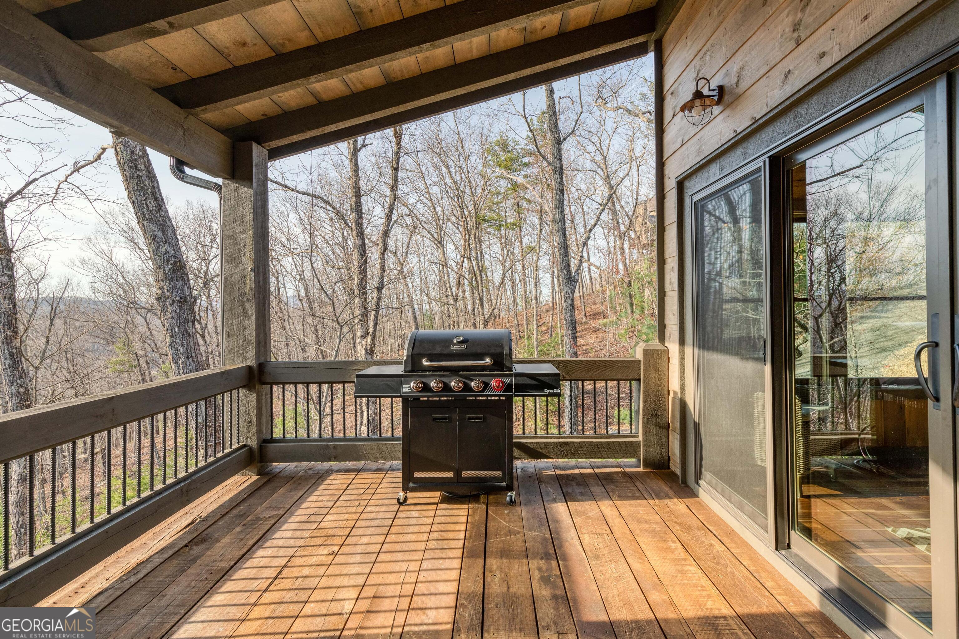 272 Heights Overlook Property Photo 12