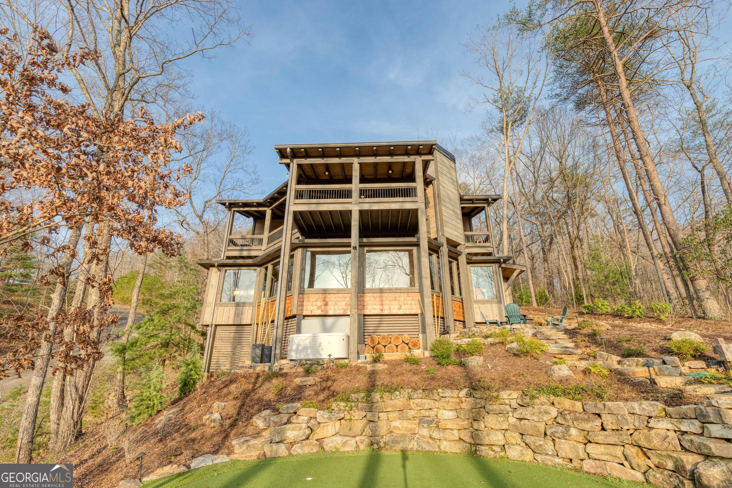 272 Heights Overlook Property Photo 24