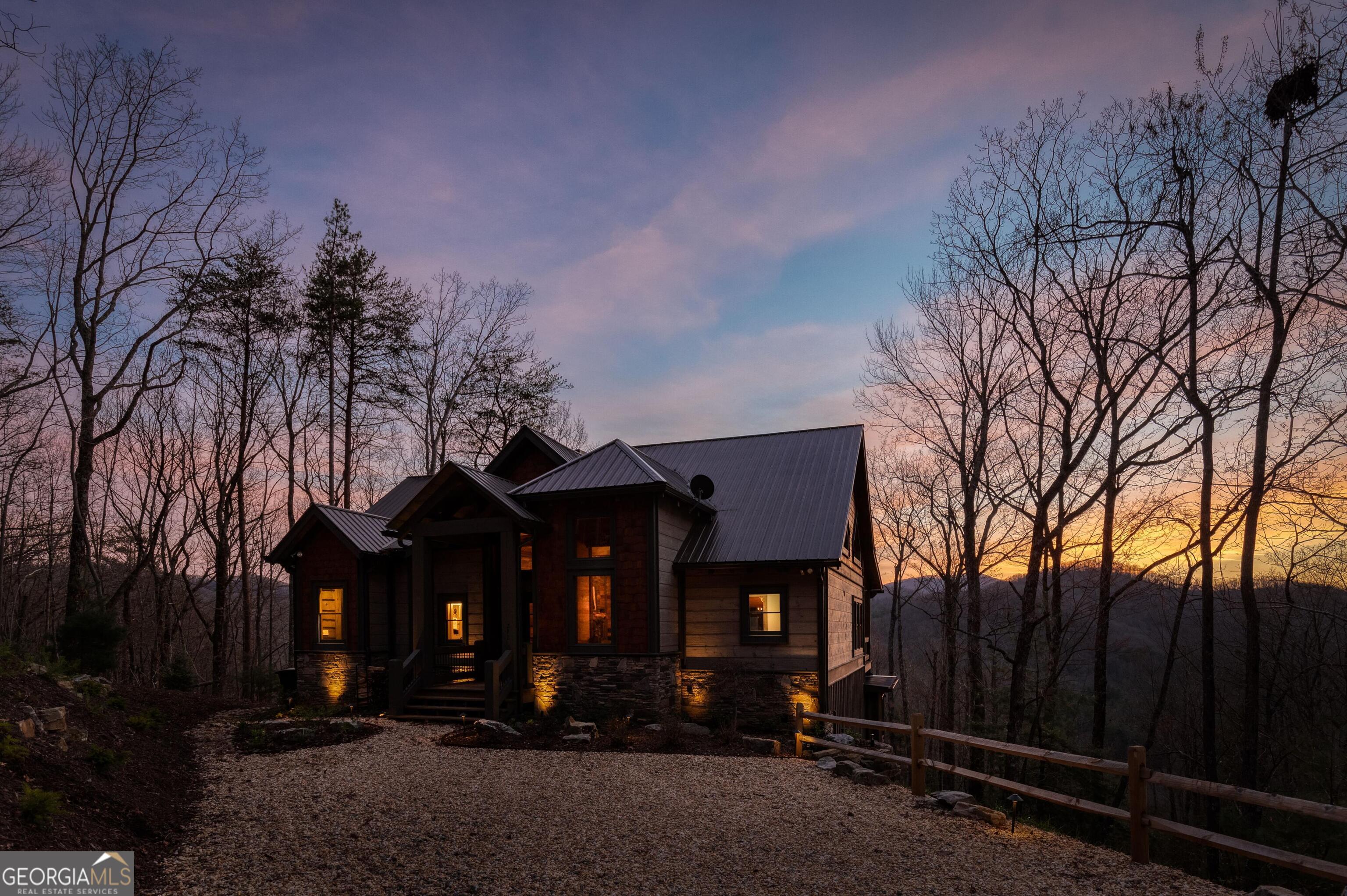 272 Heights Overlook Property Photo 25