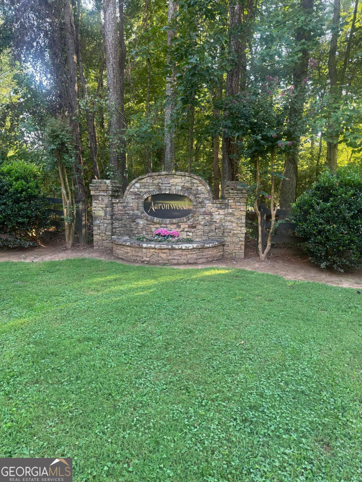 121 Aaronwood Court Property Photo 11