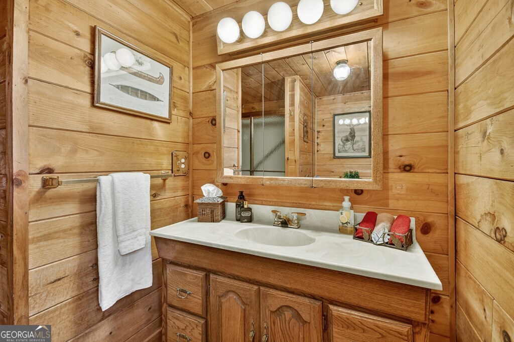 270 Walnut Mountain Road Property Photo 14