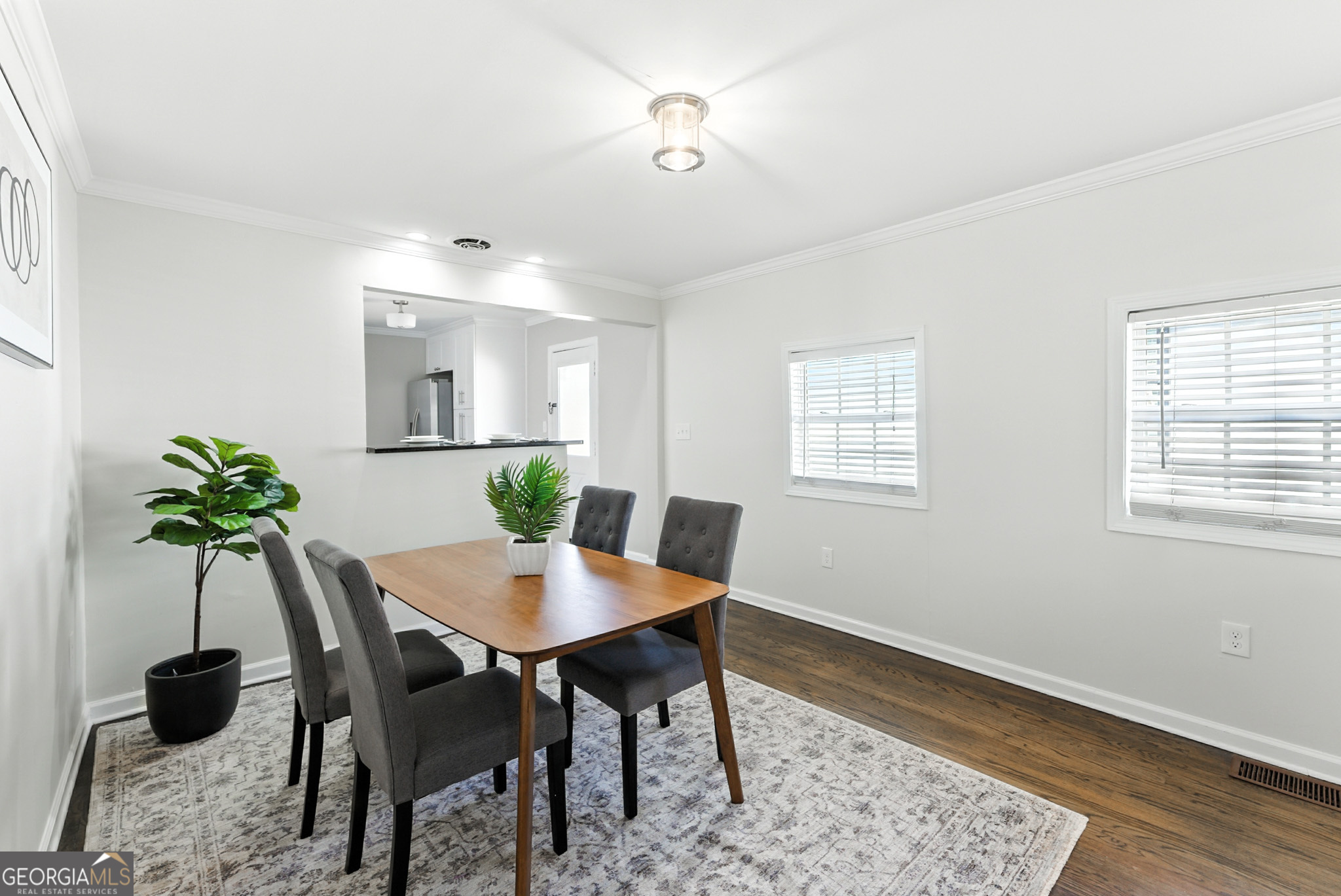 1411 Mercer Avenue Property Photo 6