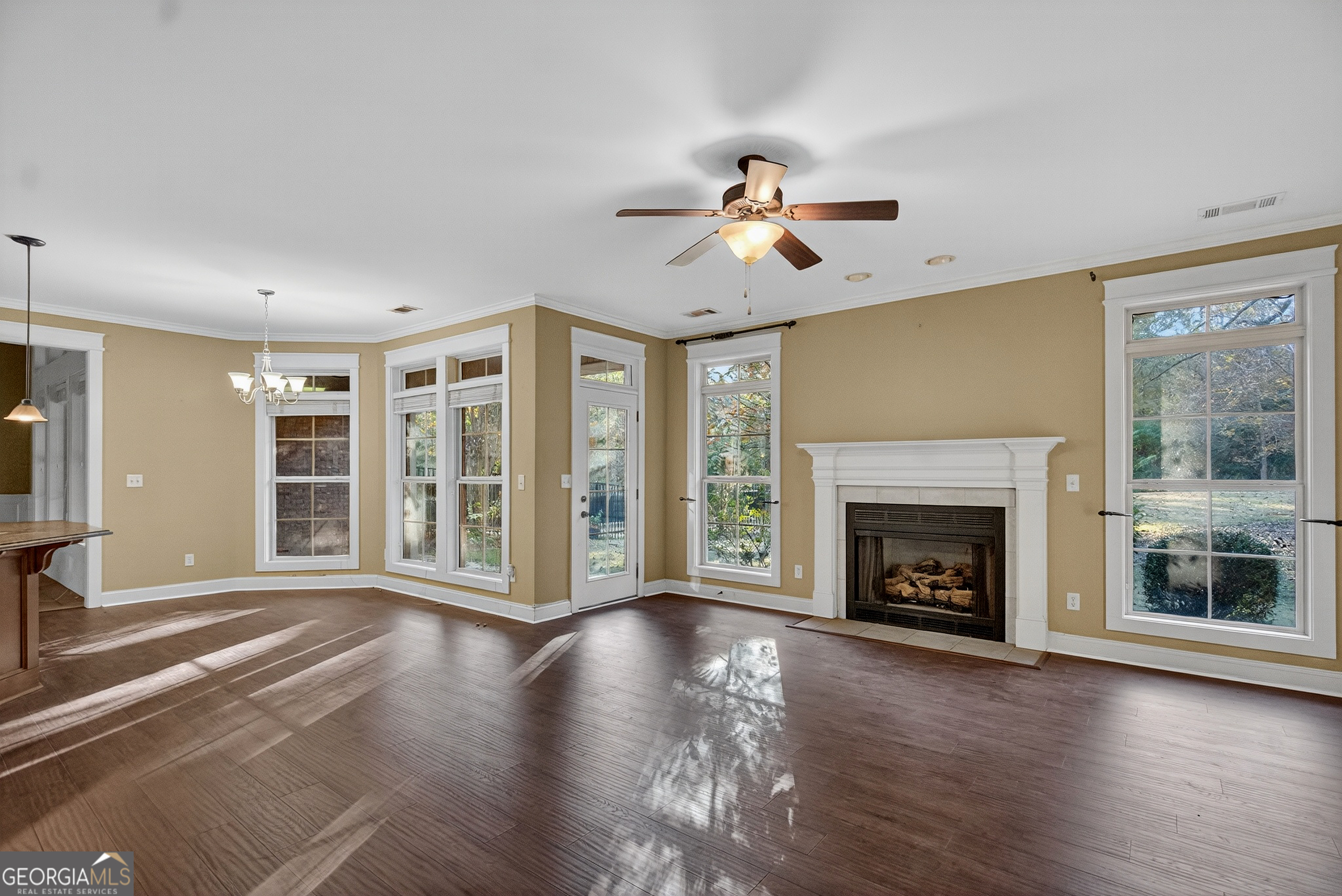 101 Riverbluff Drive Property Photo 15
