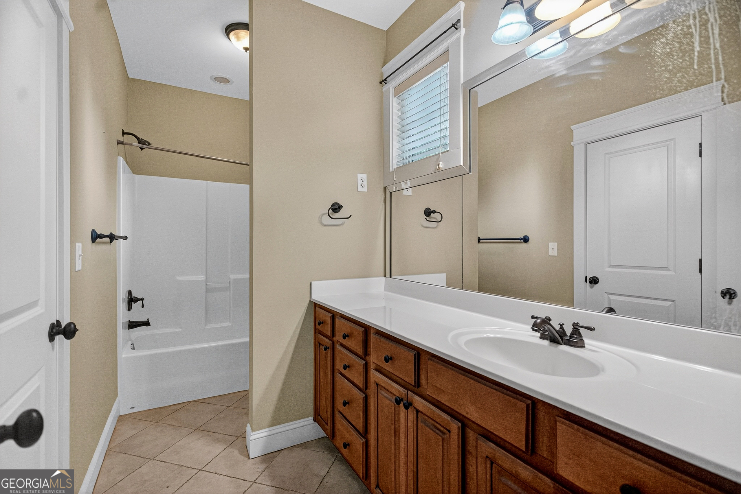 101 Riverbluff Drive Property Photo 17