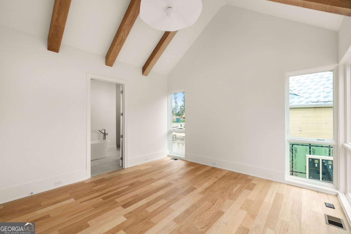 1064 Lupo Loop Property Photo 19