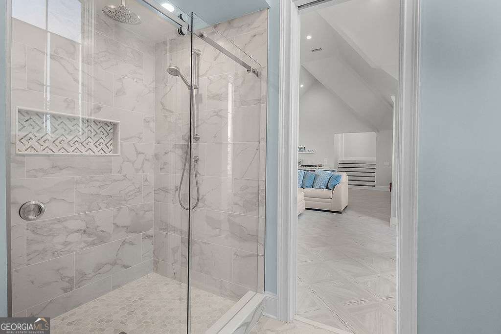 20 Taylor Street Property Photo 69