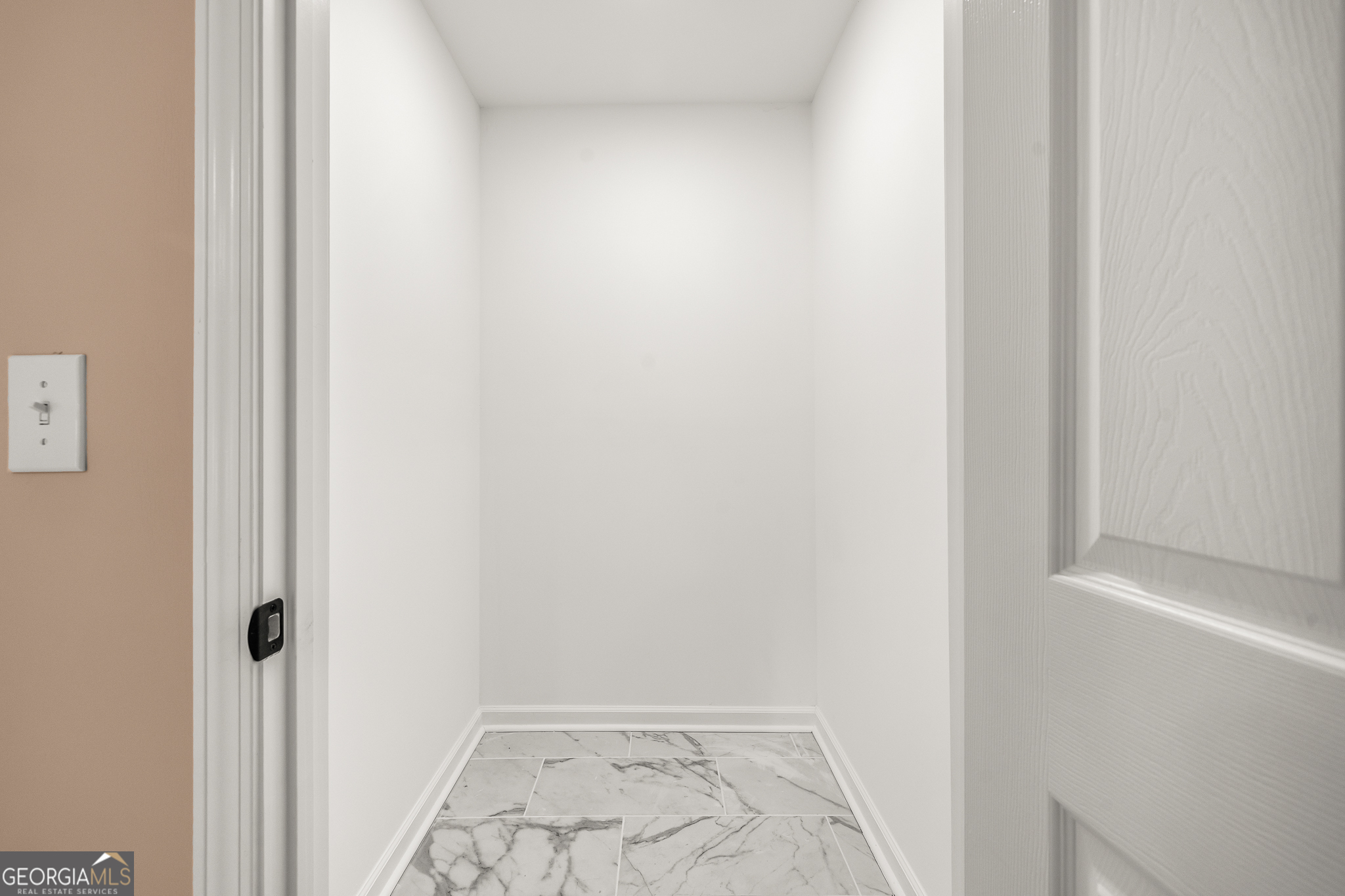 596 Watson Street Property Photo 12