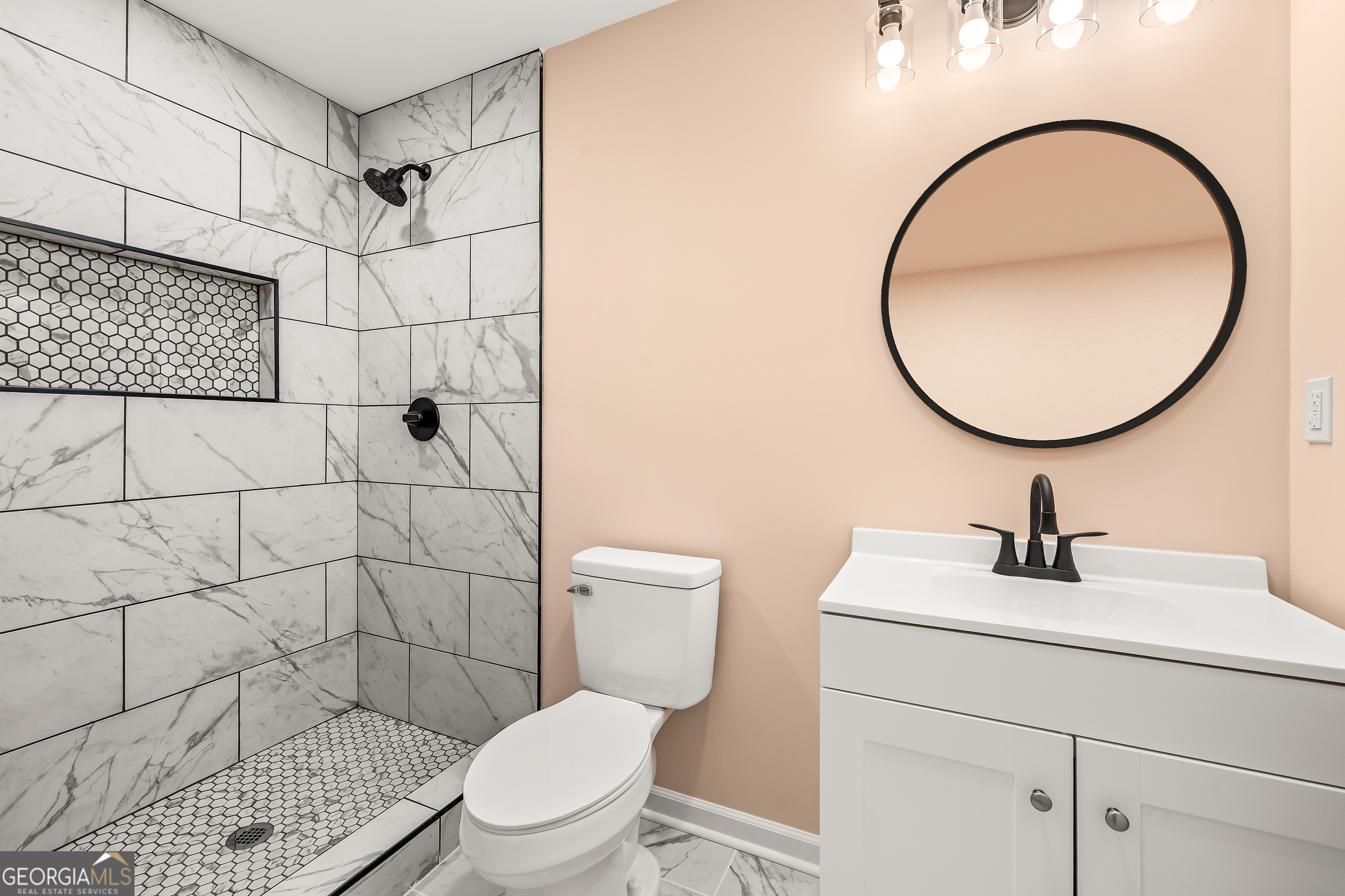 596 Watson Street Property Photo 13