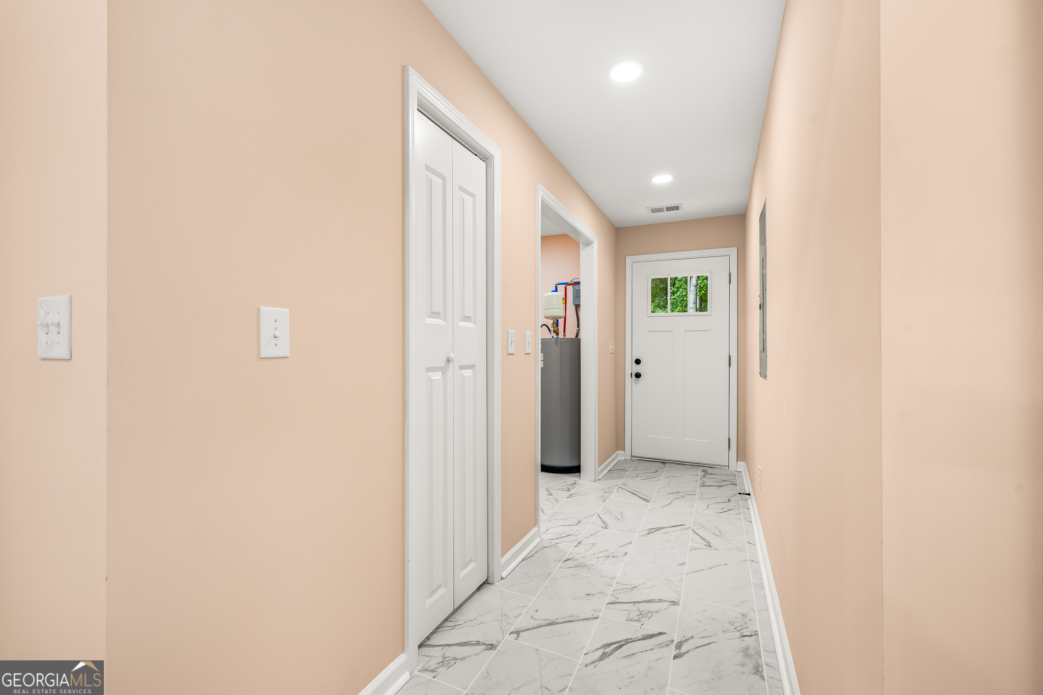 596 Watson Street Property Photo 16