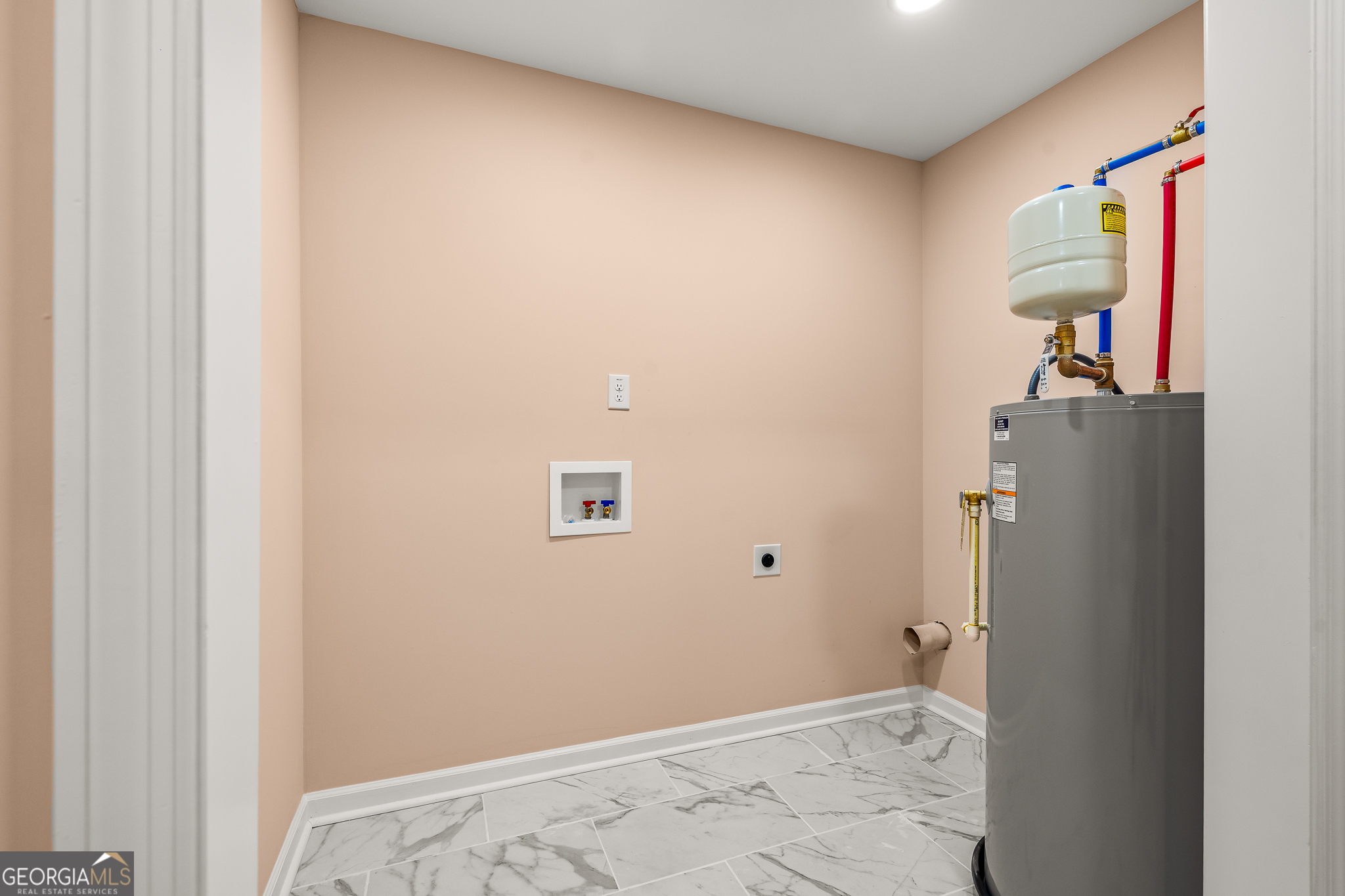 596 Watson Street Property Photo 17