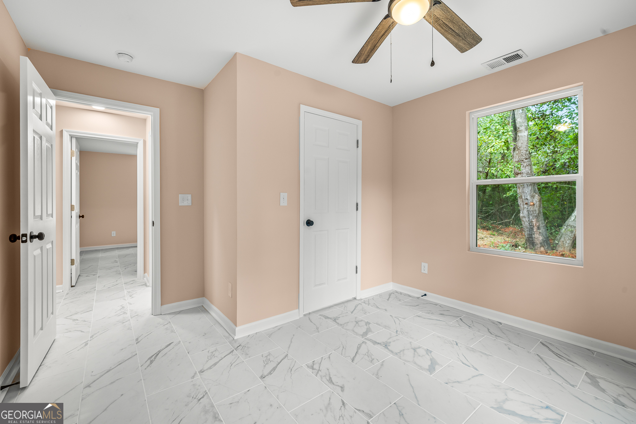 596 Watson Street Property Photo 22