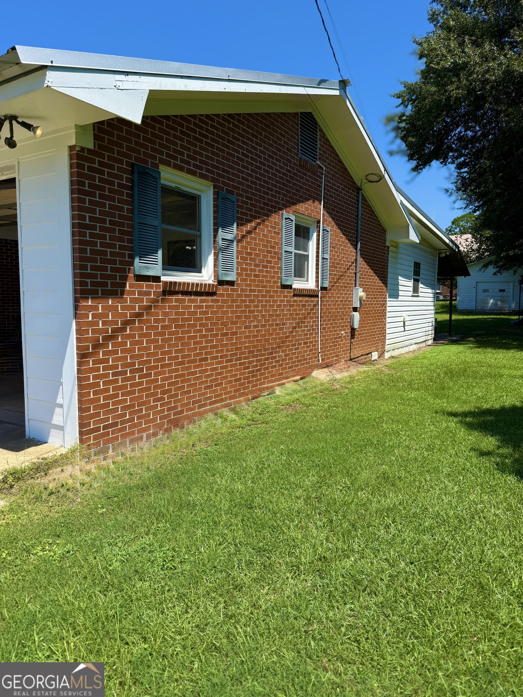 140 Rene Lane Property Photo 6