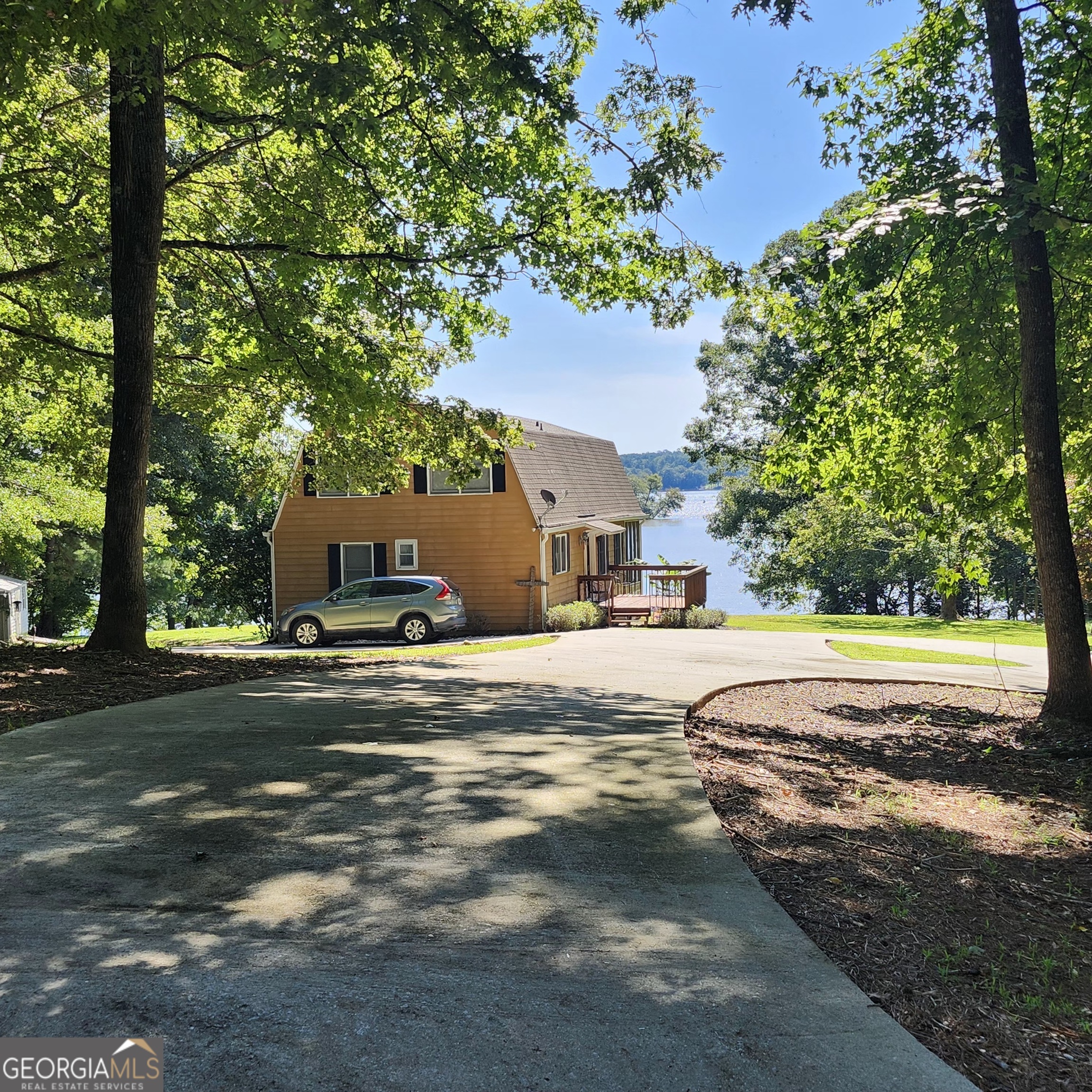 1591 Heidi Trail Property Photo 1