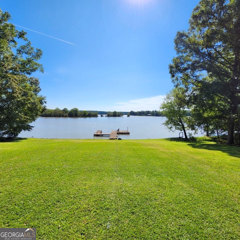 1591 Heidi Trail Property Photo 3