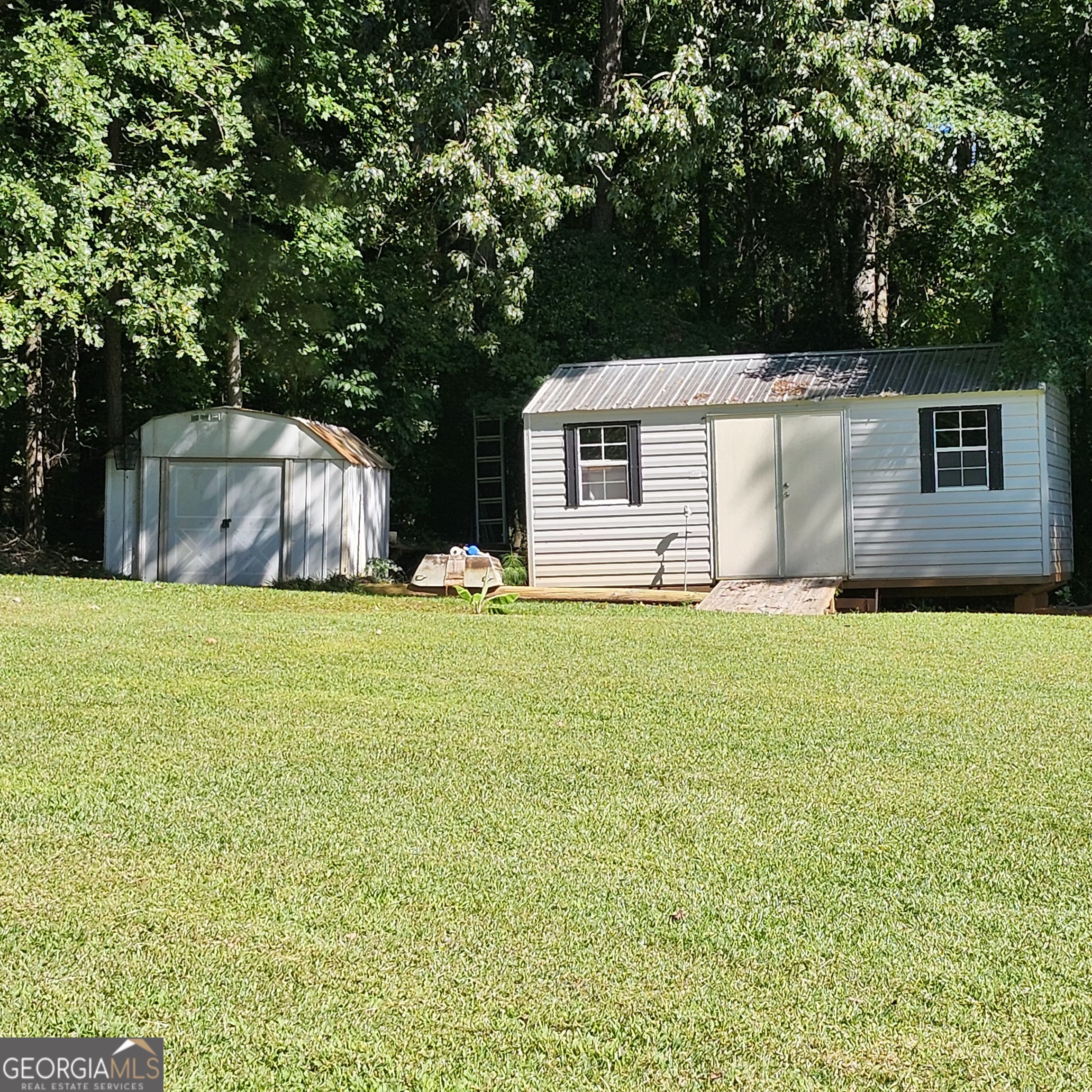 1591 Heidi Trail Property Photo 4