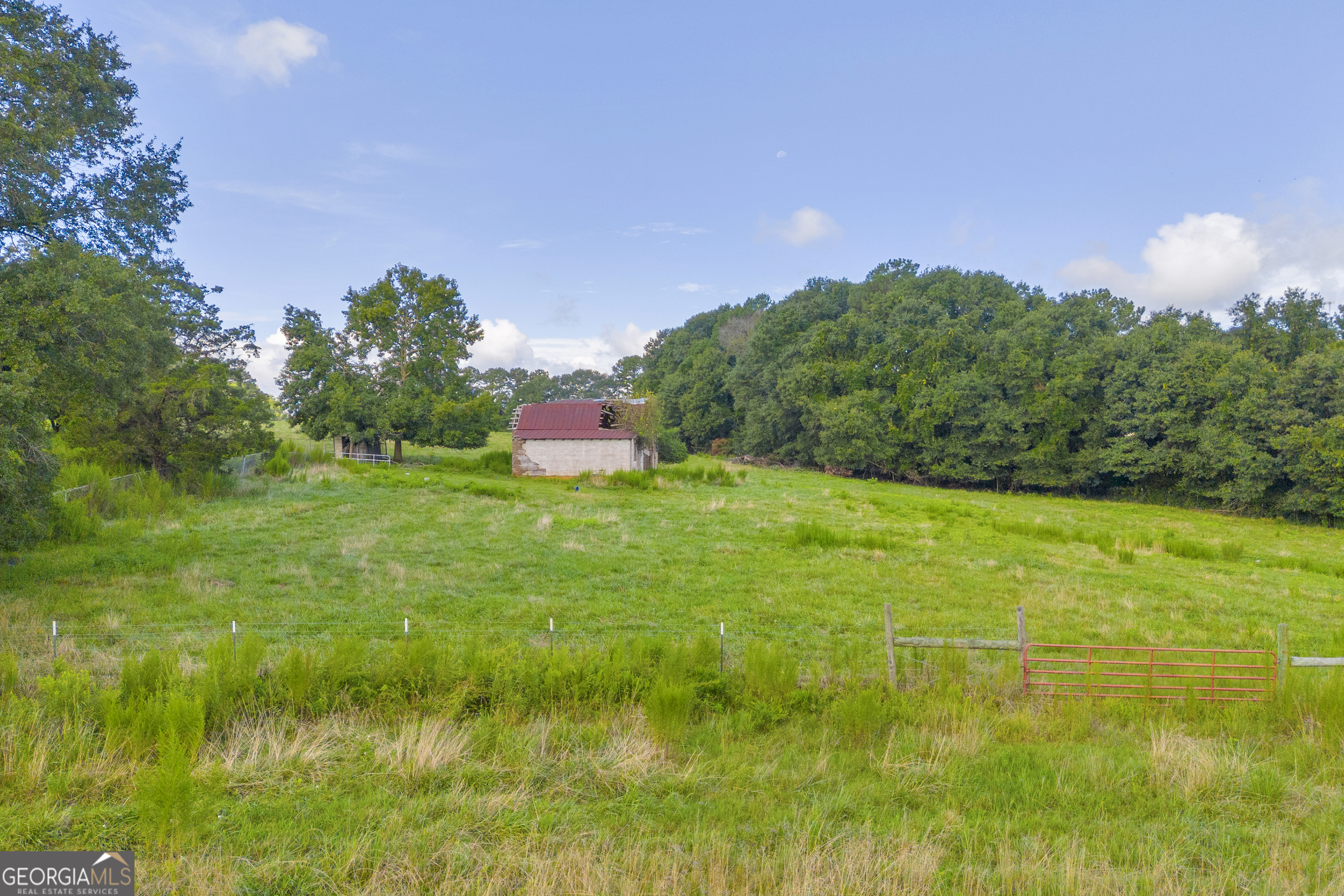 6670 West Avenue Property Photo 23
