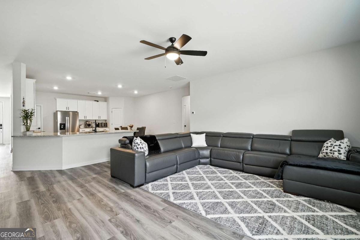 3894 Saddle Bag Court Property Photo 12