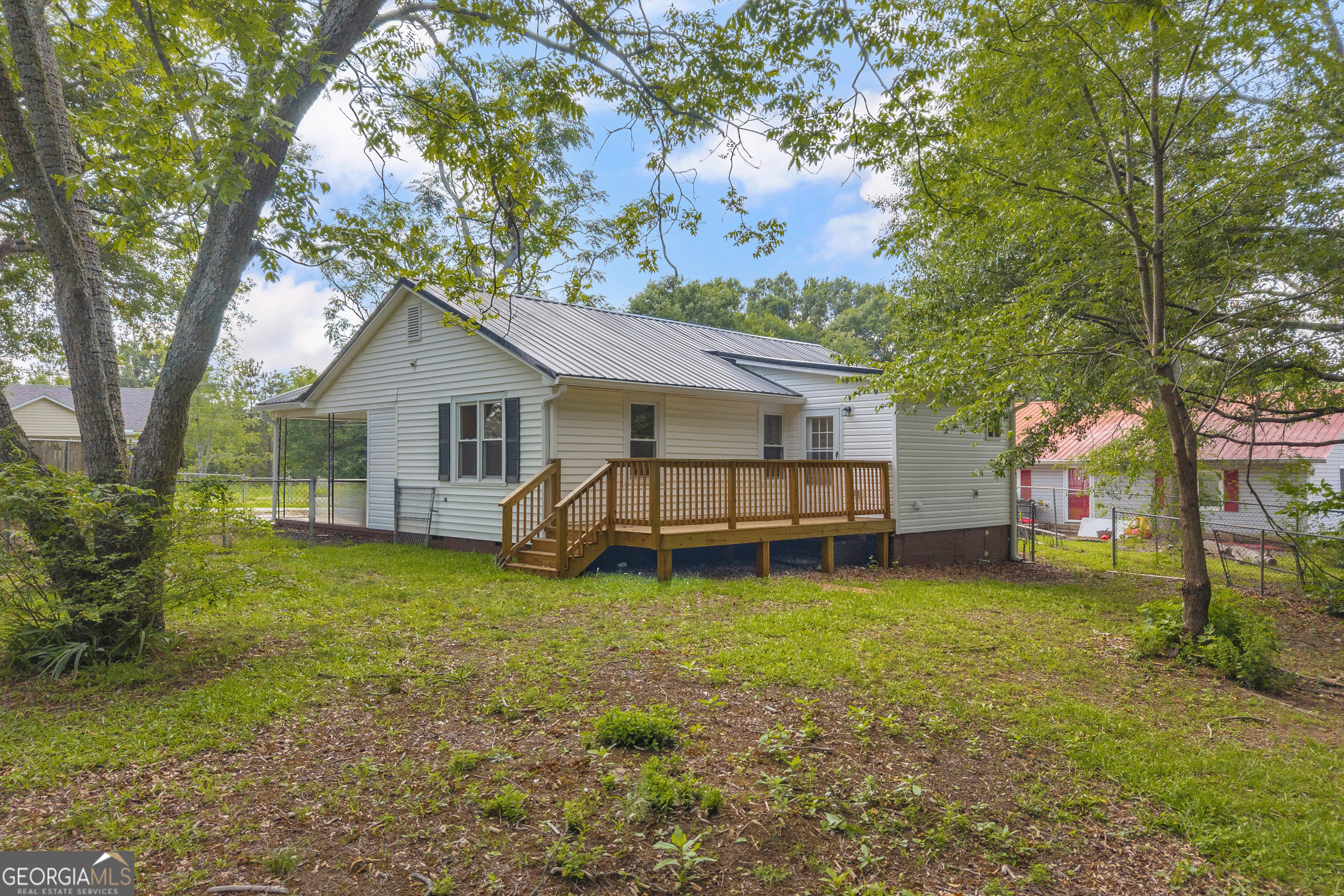 266 Randall Street Property Photo 6