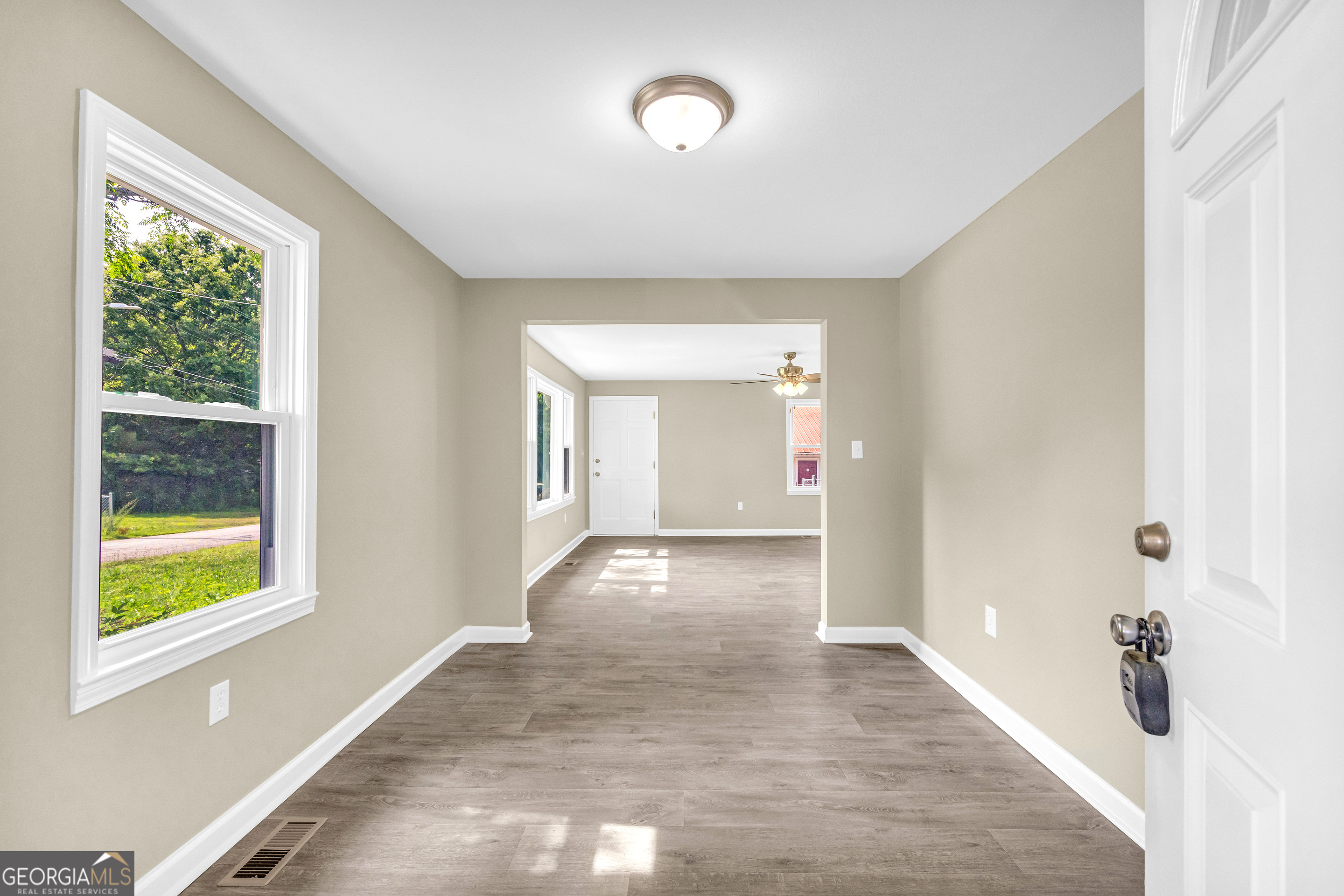 266 Randall Street Property Photo 7