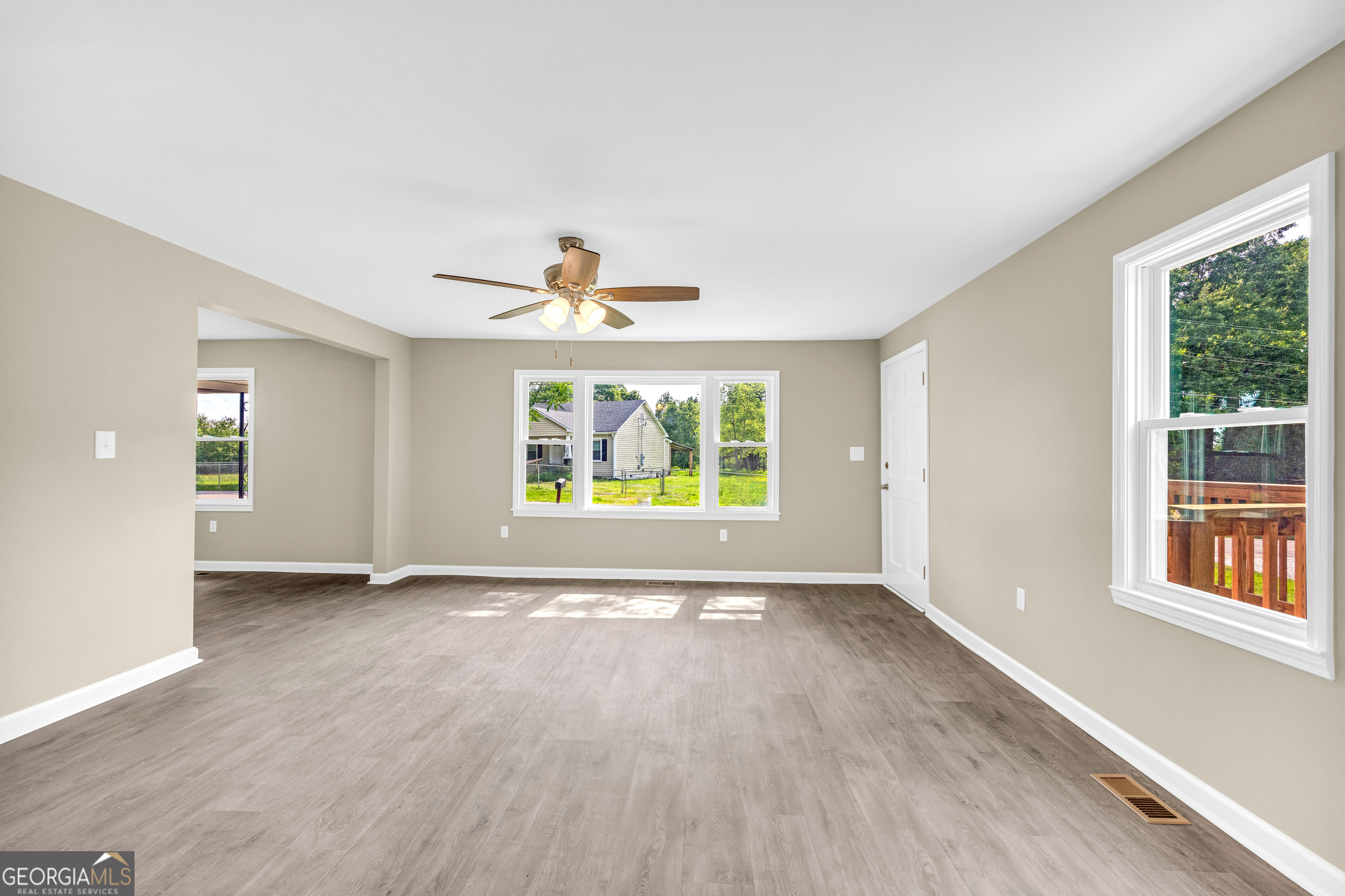 266 Randall Street Property Photo 17