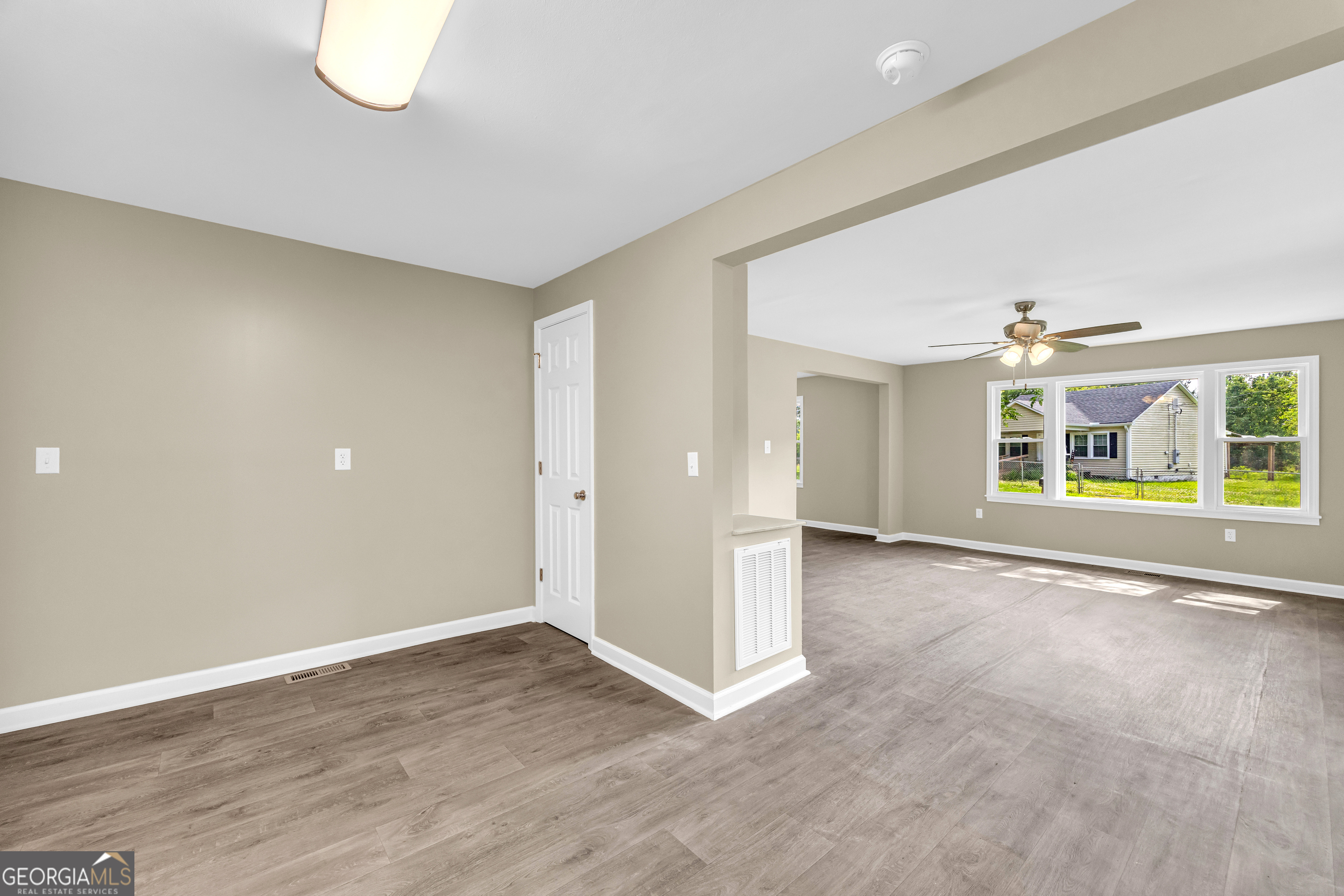 266 Randall Street Property Photo 22